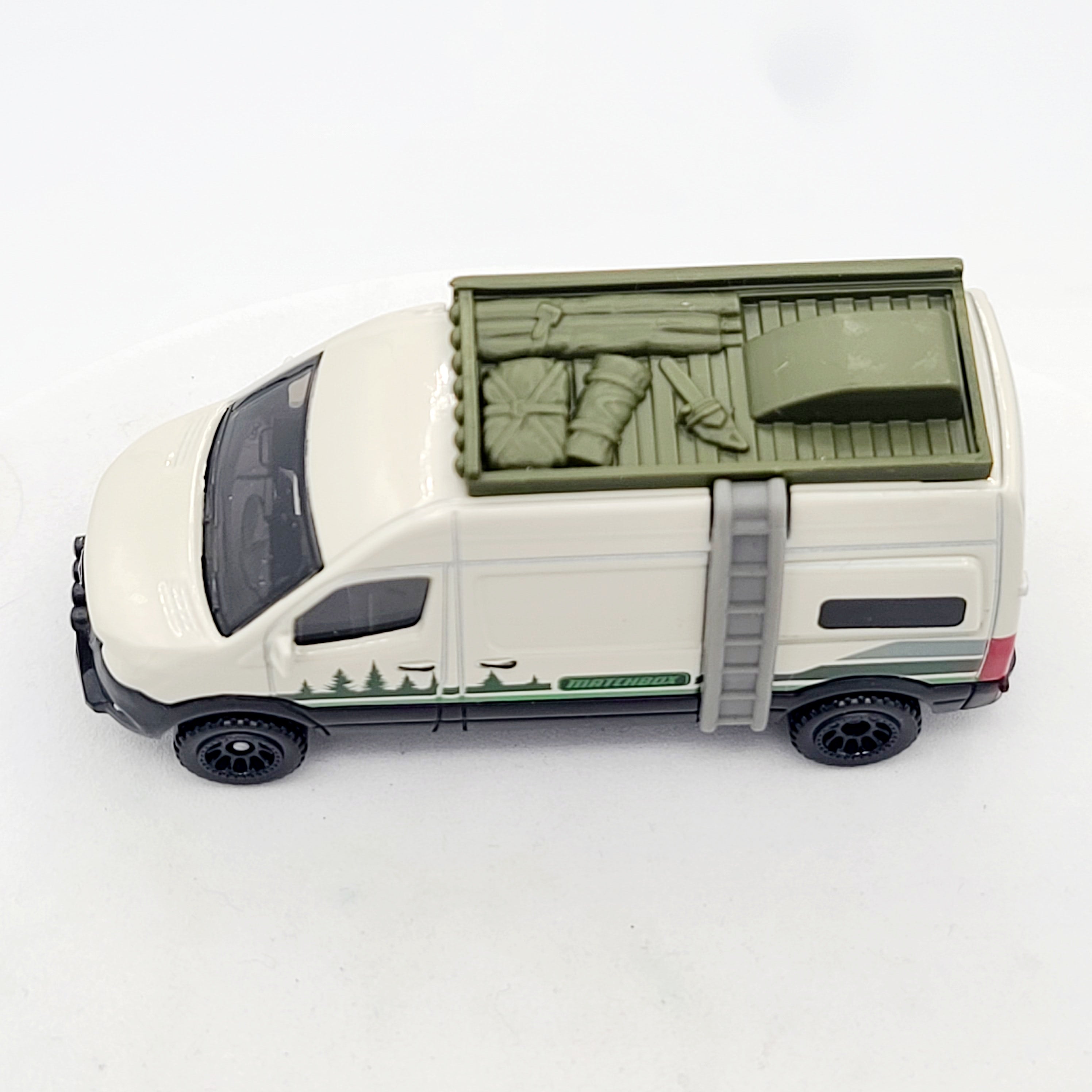 Matchbox Mercedes-Benz Sprinter Van (2023 Moving Parts)L