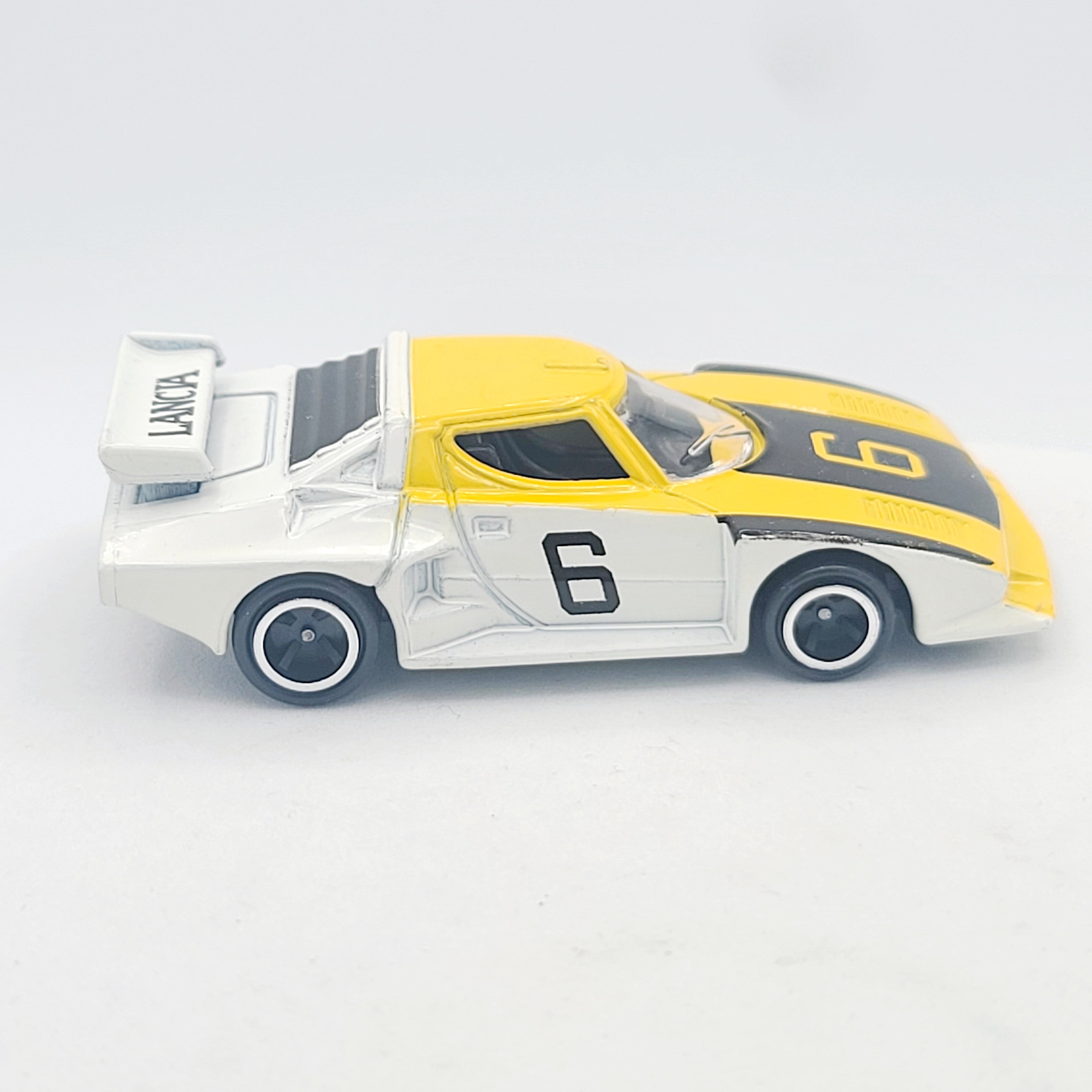 Tomica Lancia Stratos Turbo #223-F66 - Approx. 1:64, Loose (Pocket Cars)