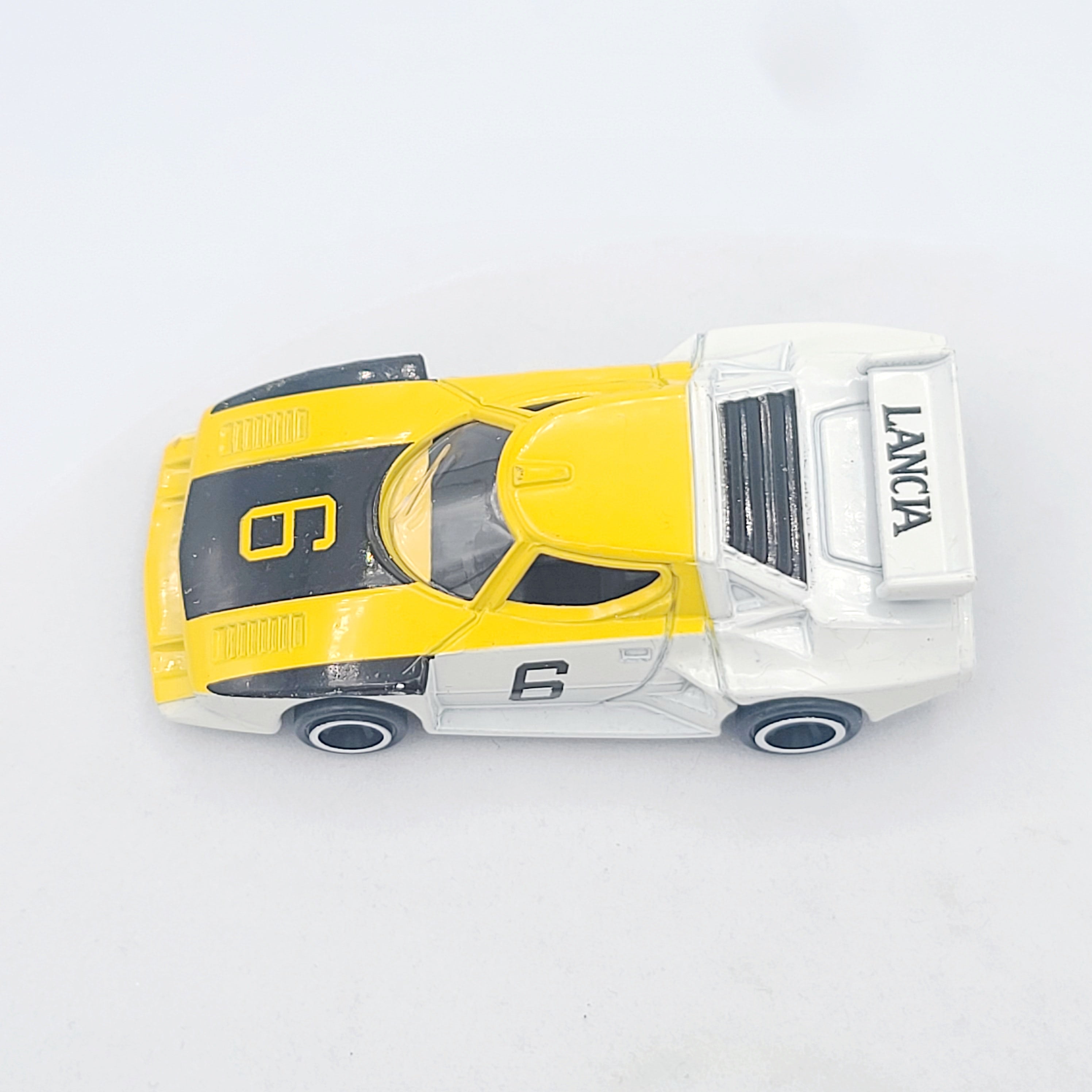 Tomica Lancia Stratos Turbo #223-F66 - Approx. 1:64, Loose (Pocket Cars)