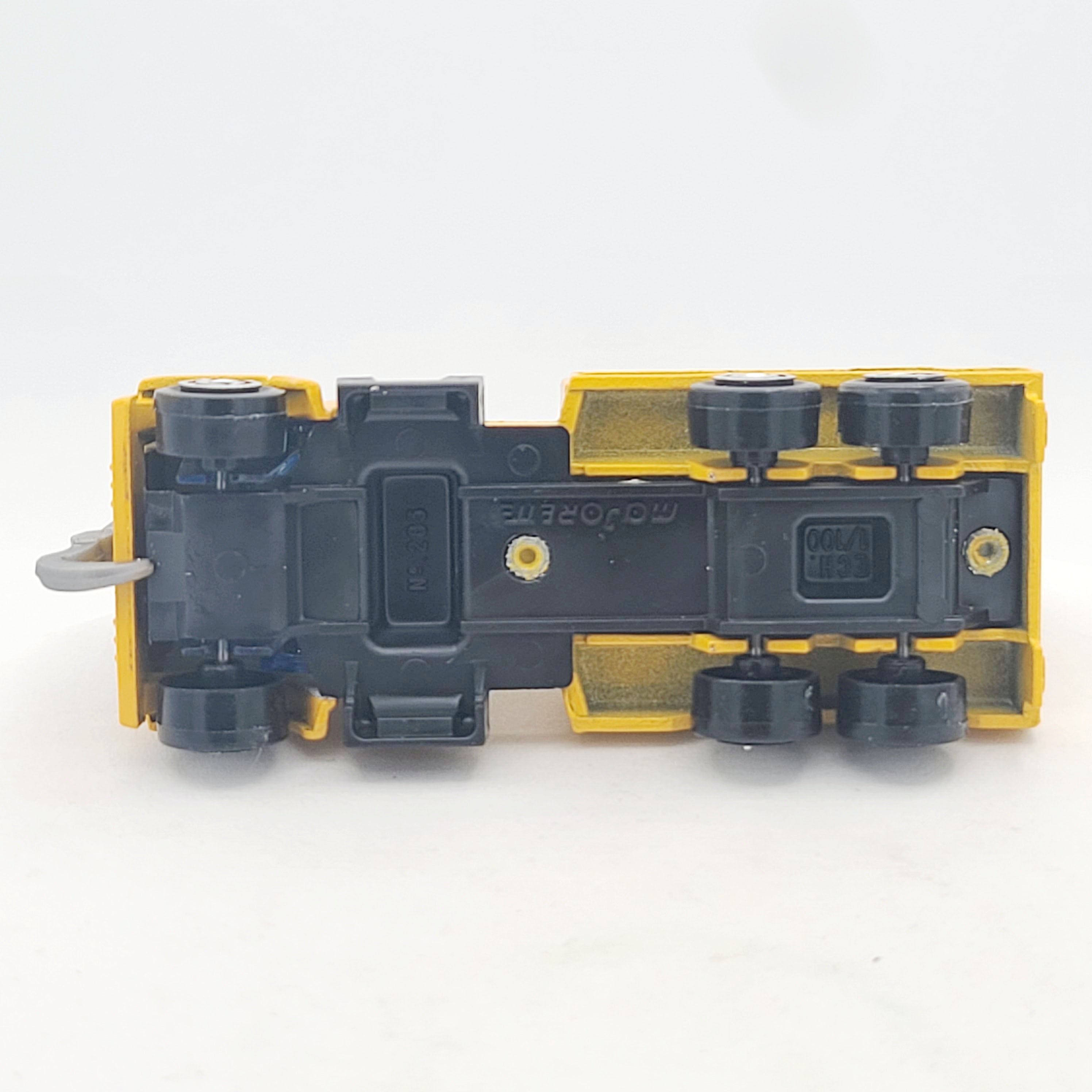 Majorette GMC Brigadier Crane Truck (2001 - 2004 EXtractor Series)