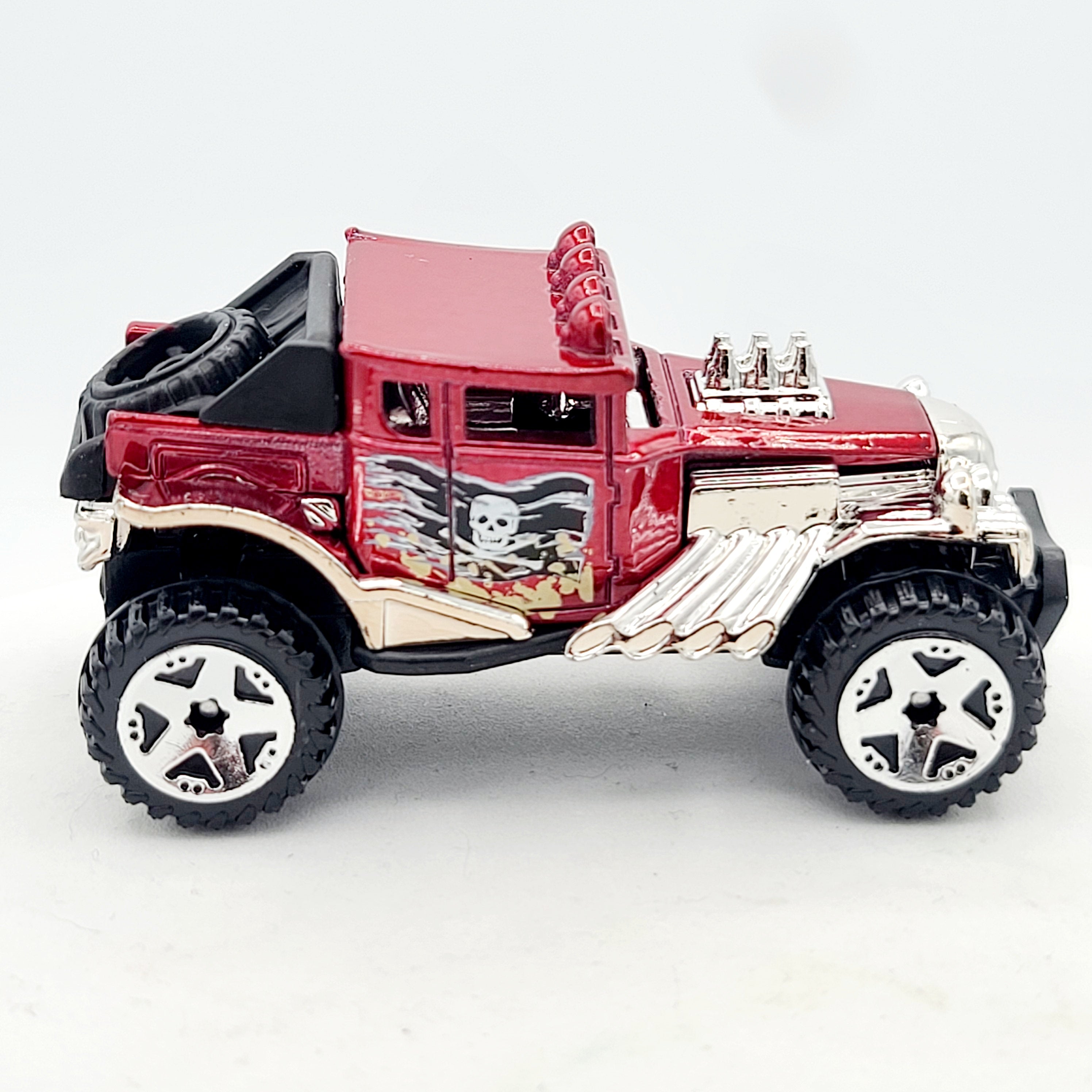Hot Wheels Baja Bone Shaker, Red (2013 HW Basic - HW Stunt)
