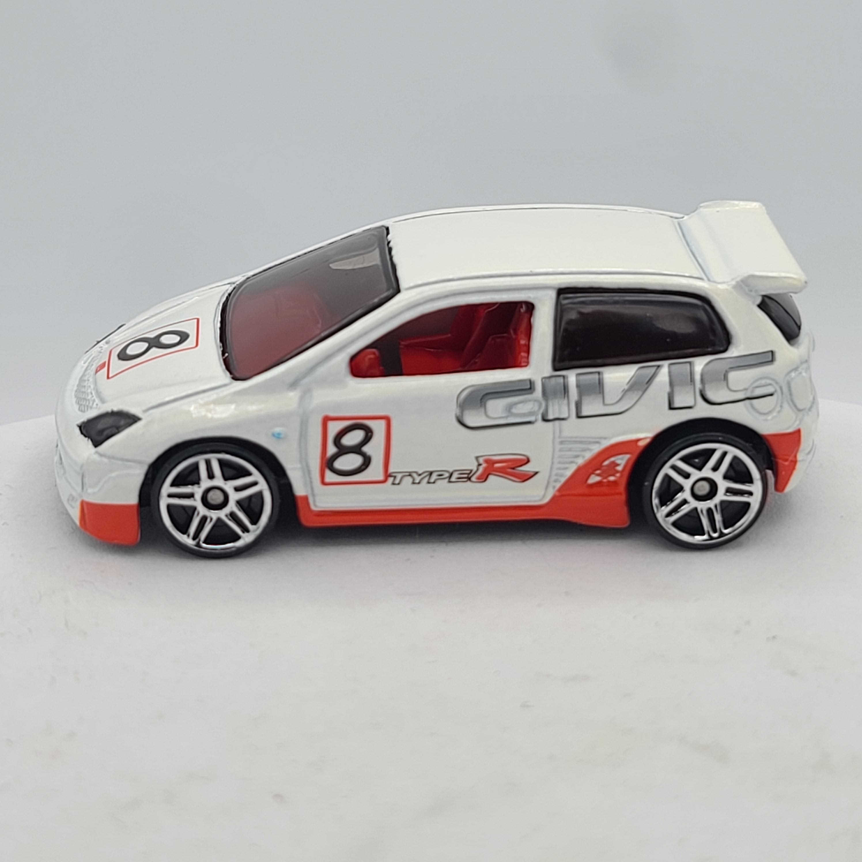 Hot Wheels Honda Civic Type R (2006 HW Basic)