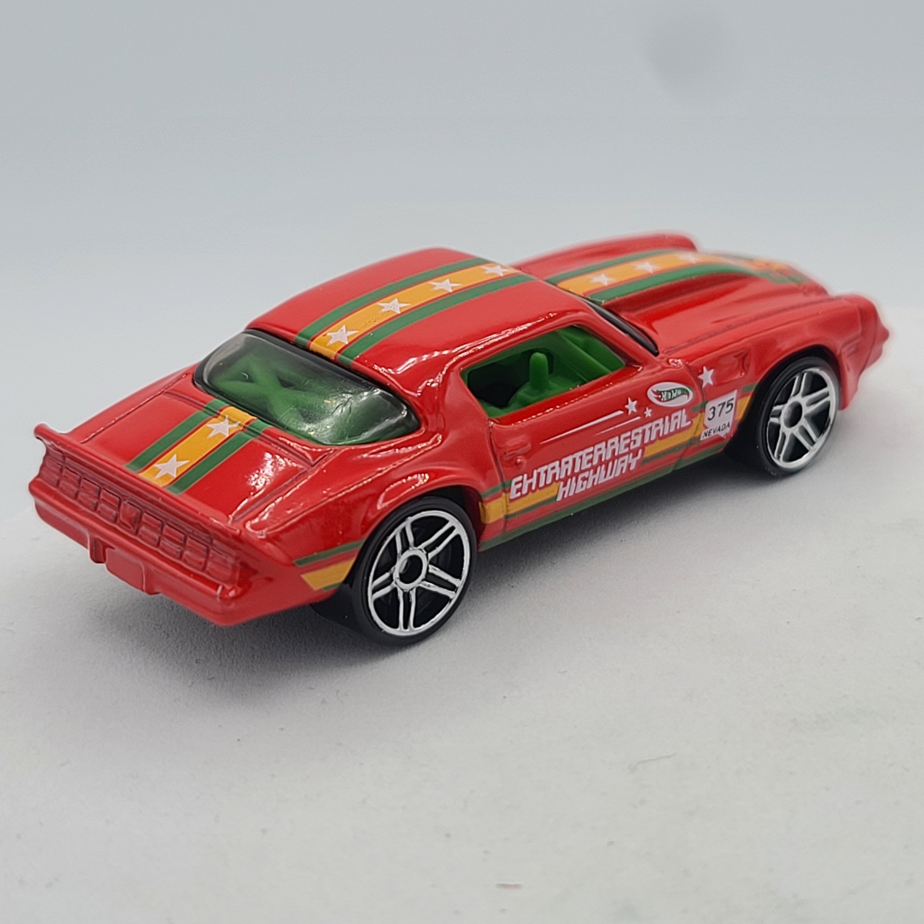 Hot Wheels '81 Chevrolet Camaro (2014 HW Road Trippin - Walmart Exclusive)