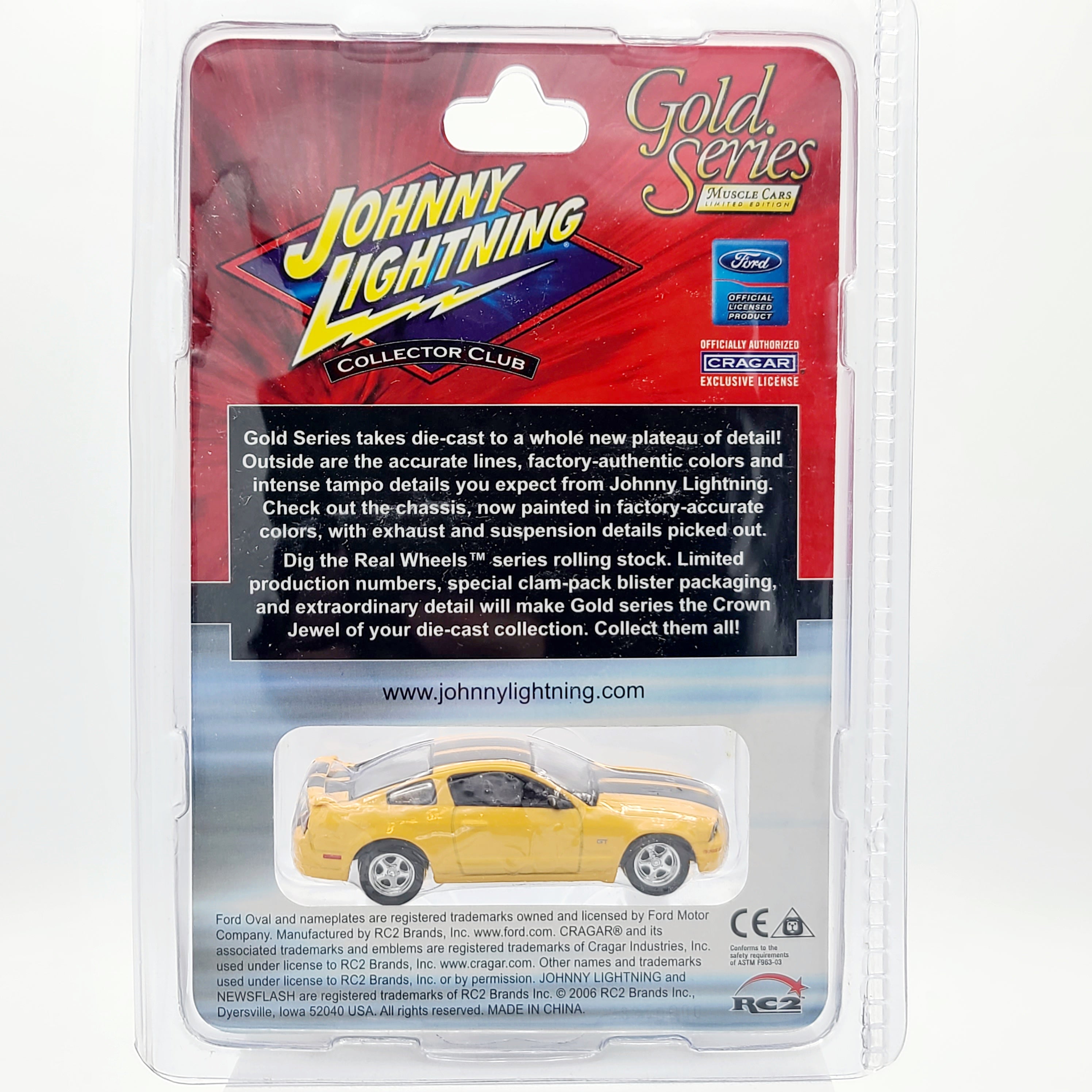 Johnny Lightning '05 Ford Mustang - 1:64, Muscle Cars (2006 Gold Serie