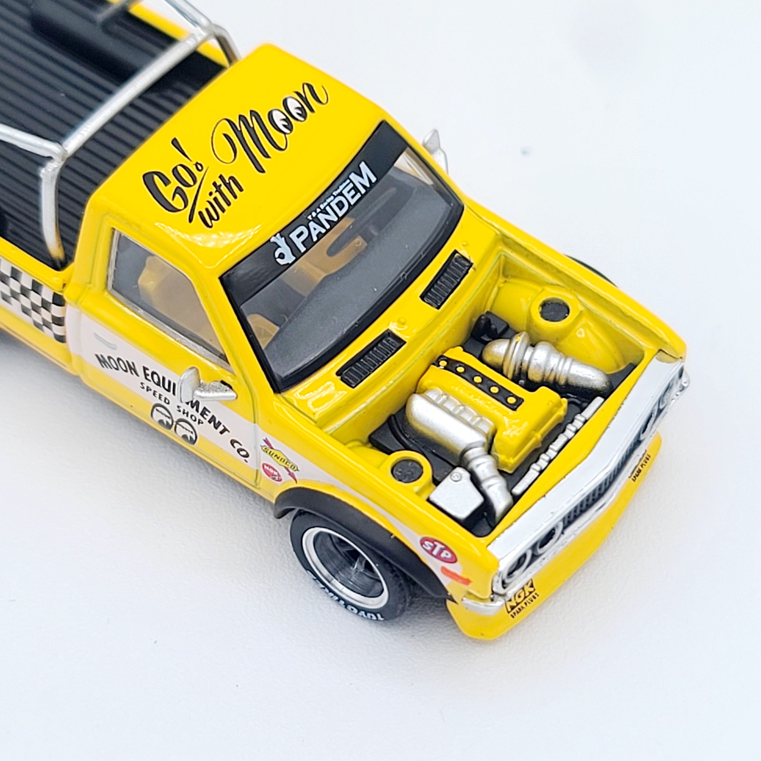 Pop Race Pandem Datsun 620 Pickup - 1:64, Moon Eyes (2025 Limited Edit