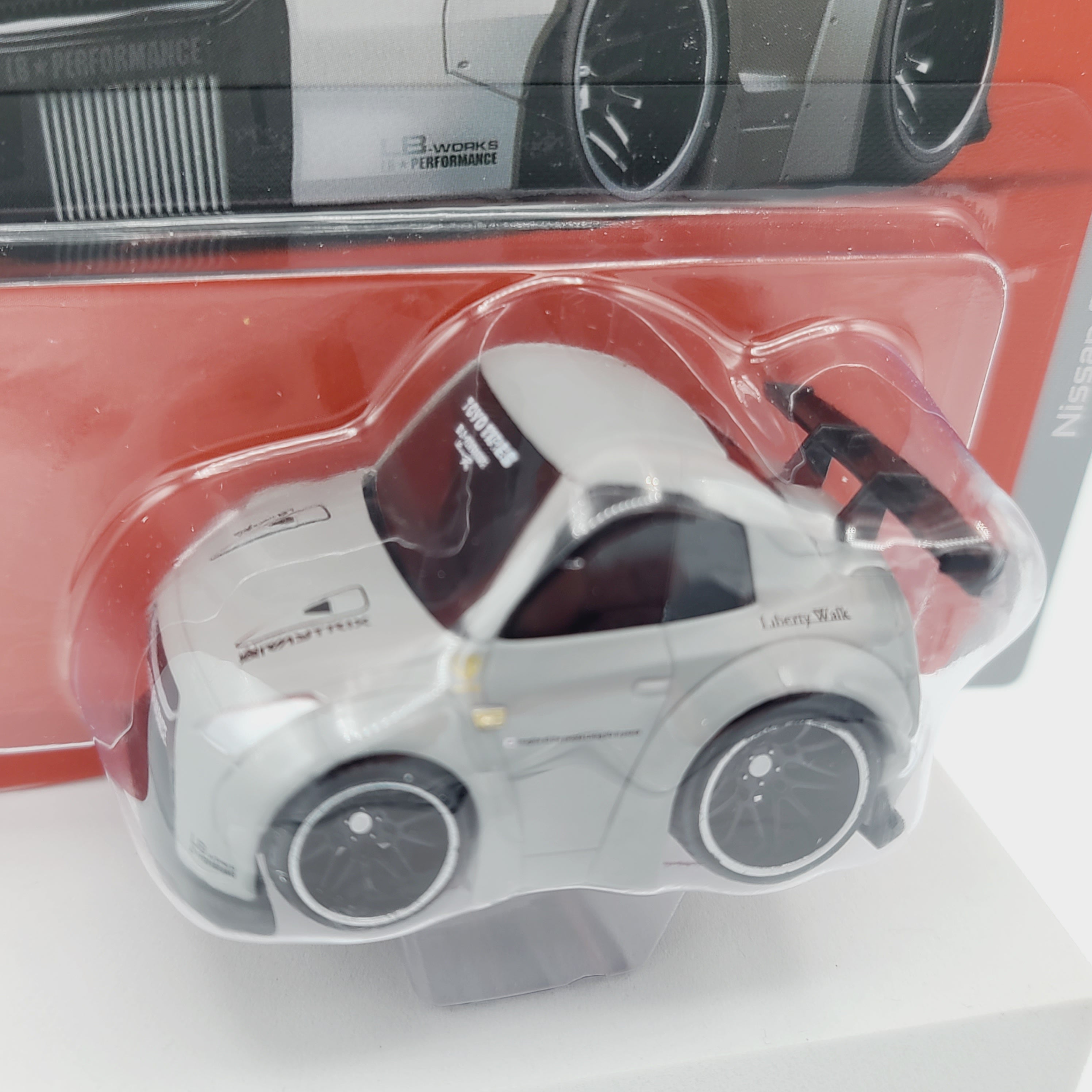 Mini GT QubeCarz Nissan GT-R R35 LB-Works Type 1, Rear Wing V1 - 1:64, Matte Grey (2025 Limited Edition)