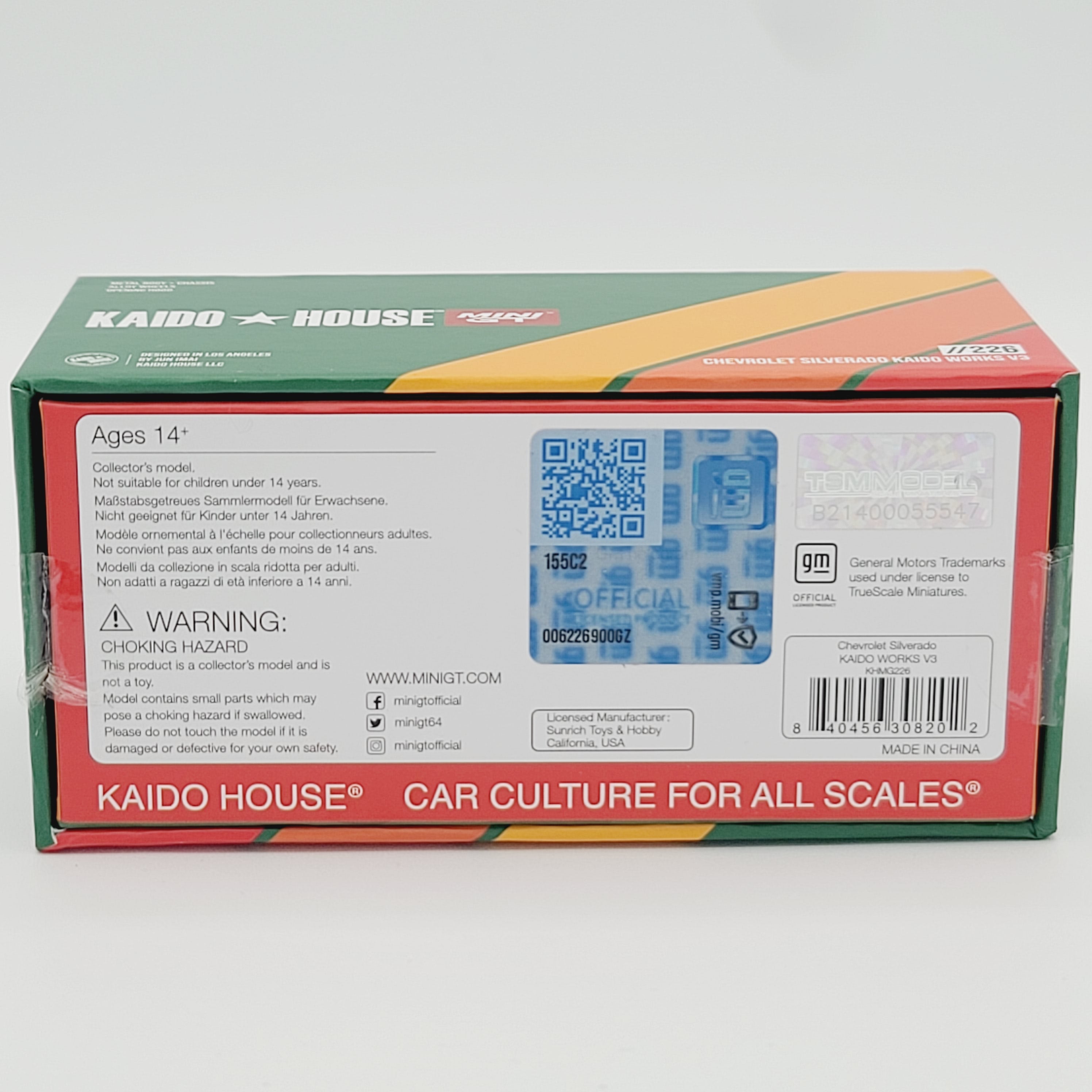 Kaido House x Mini GT '83 Chevrolet Silverado Kaido Works V3 - 1:64, Dark Green (2025 Limited Edition)