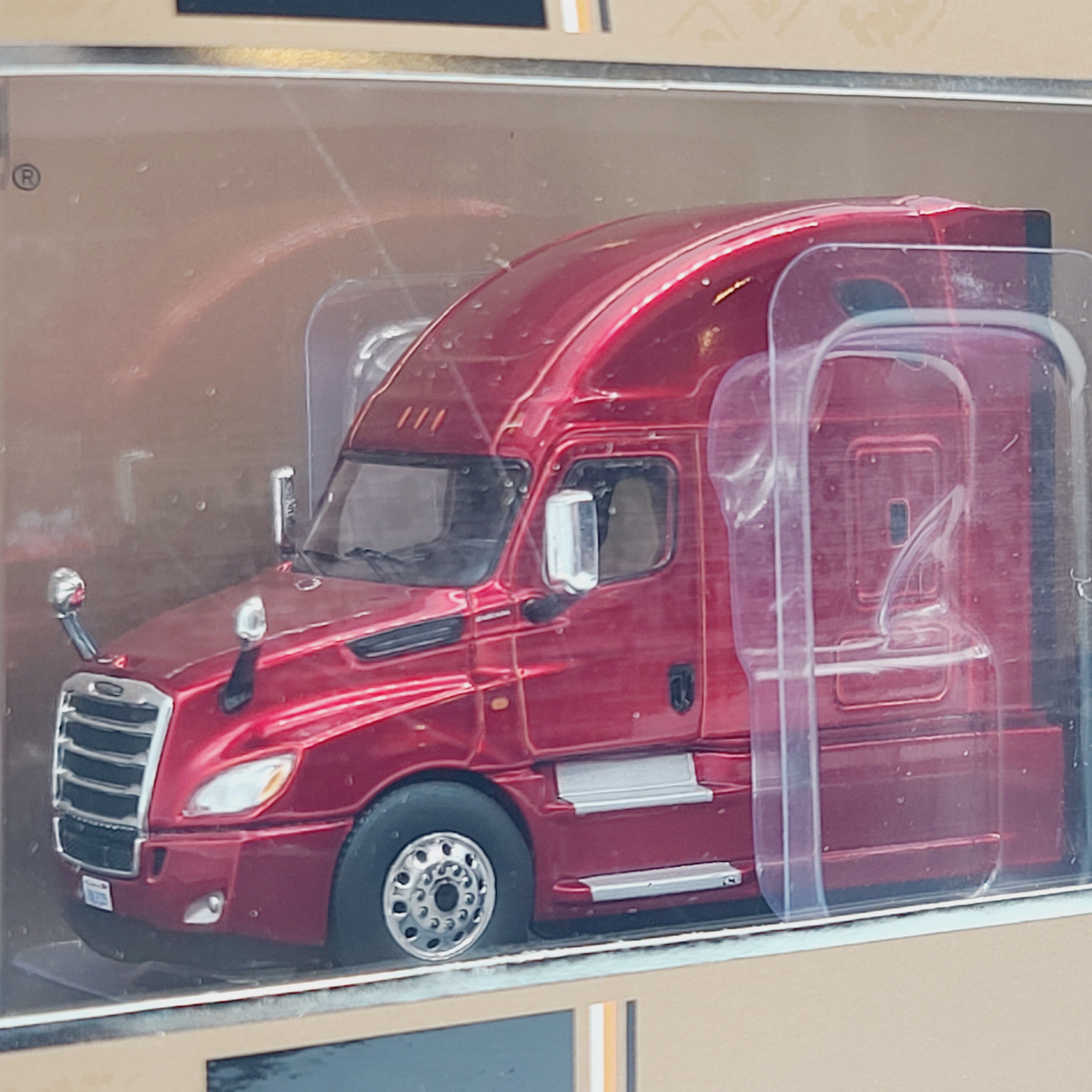 iXO Model Cars '18 Freightliner Cascadia Semi Truck Cab - 1:64, Red (2026)