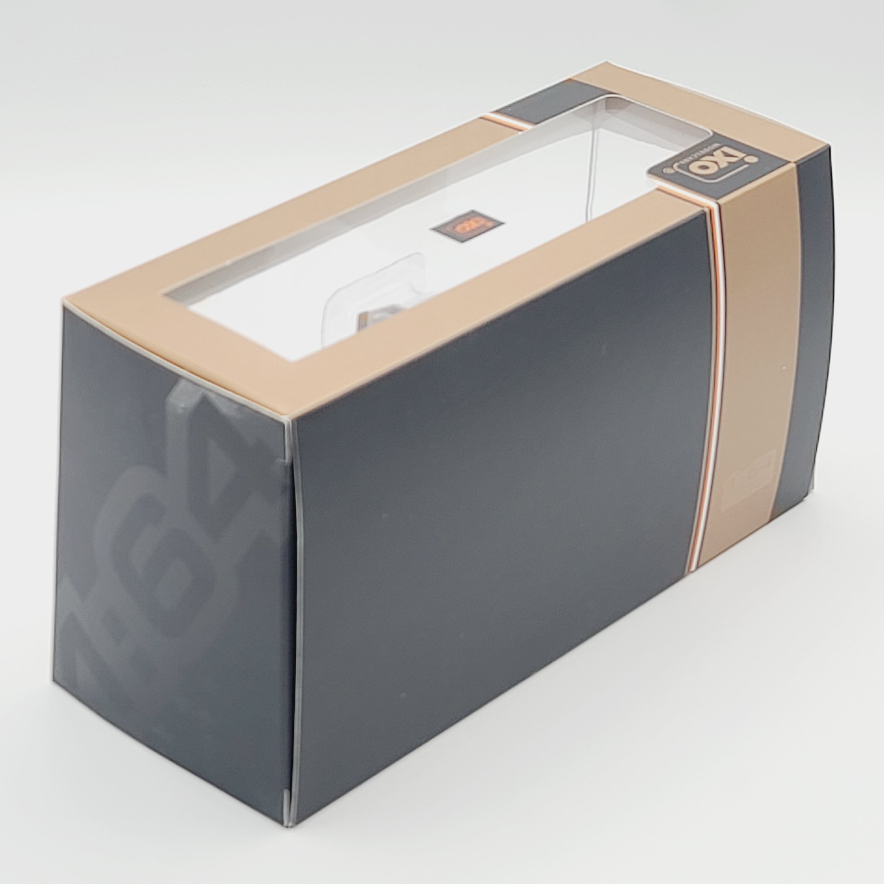 iXO Model Cars '18 Freightliner Cascadia Semi Truck Cab - 1:64, White (2026)