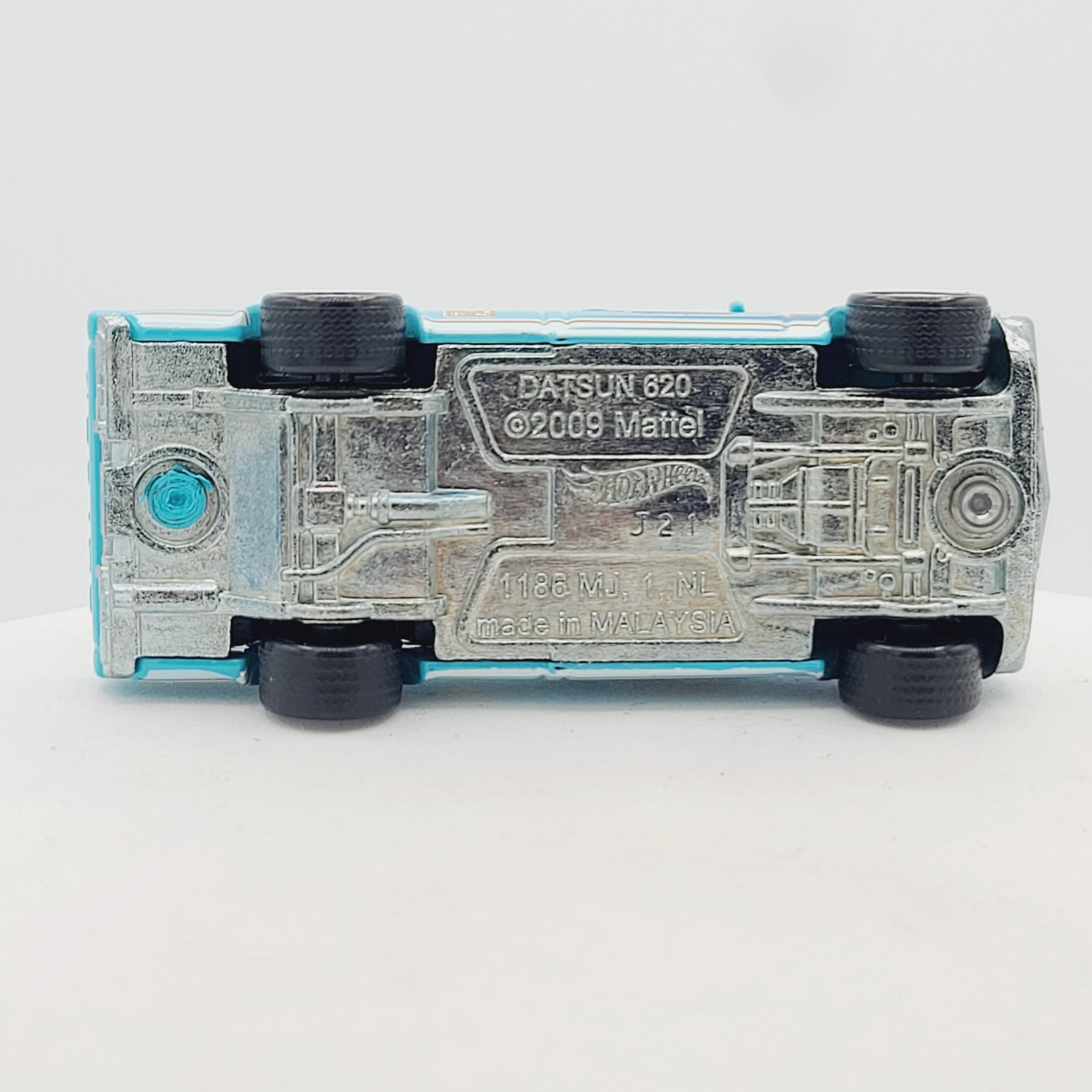 Hot Wheels Datsun 620 Pickup (2016 Car Culture - Trucks)