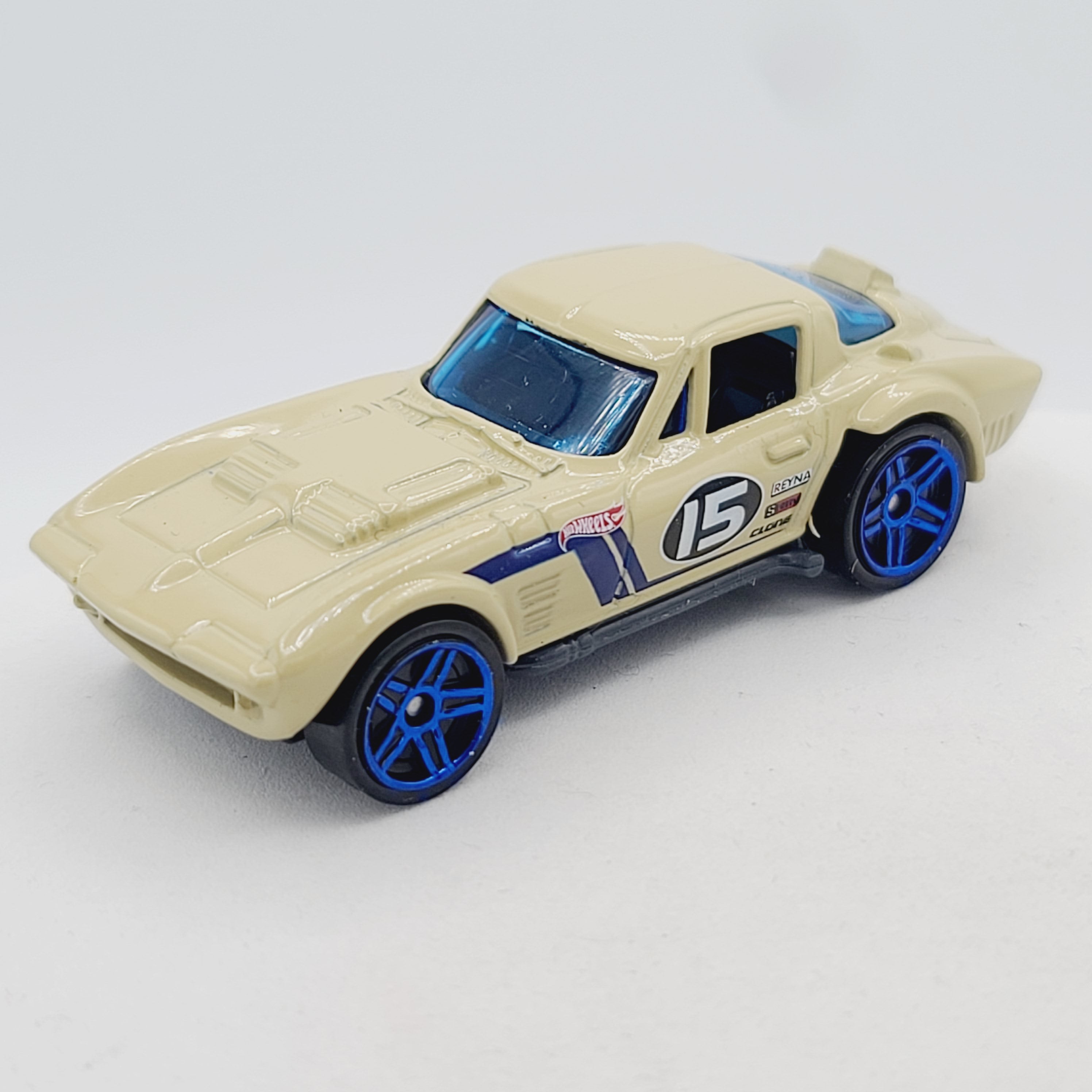 Hot Wheels Corvette Grand Sport (2012 Multipack Exclusive)