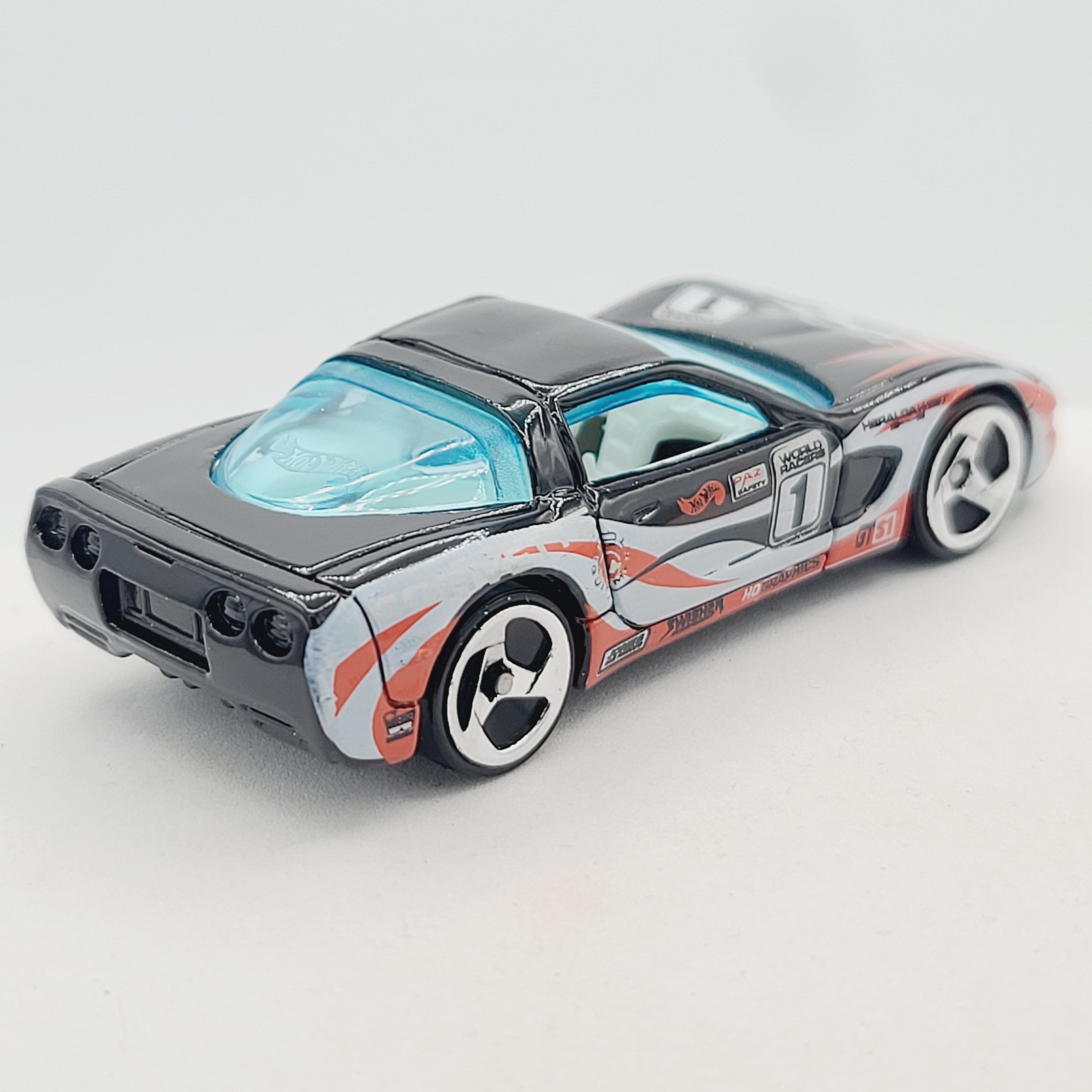 Hot Wheels '97 Corvette (1999 HW Basic)
