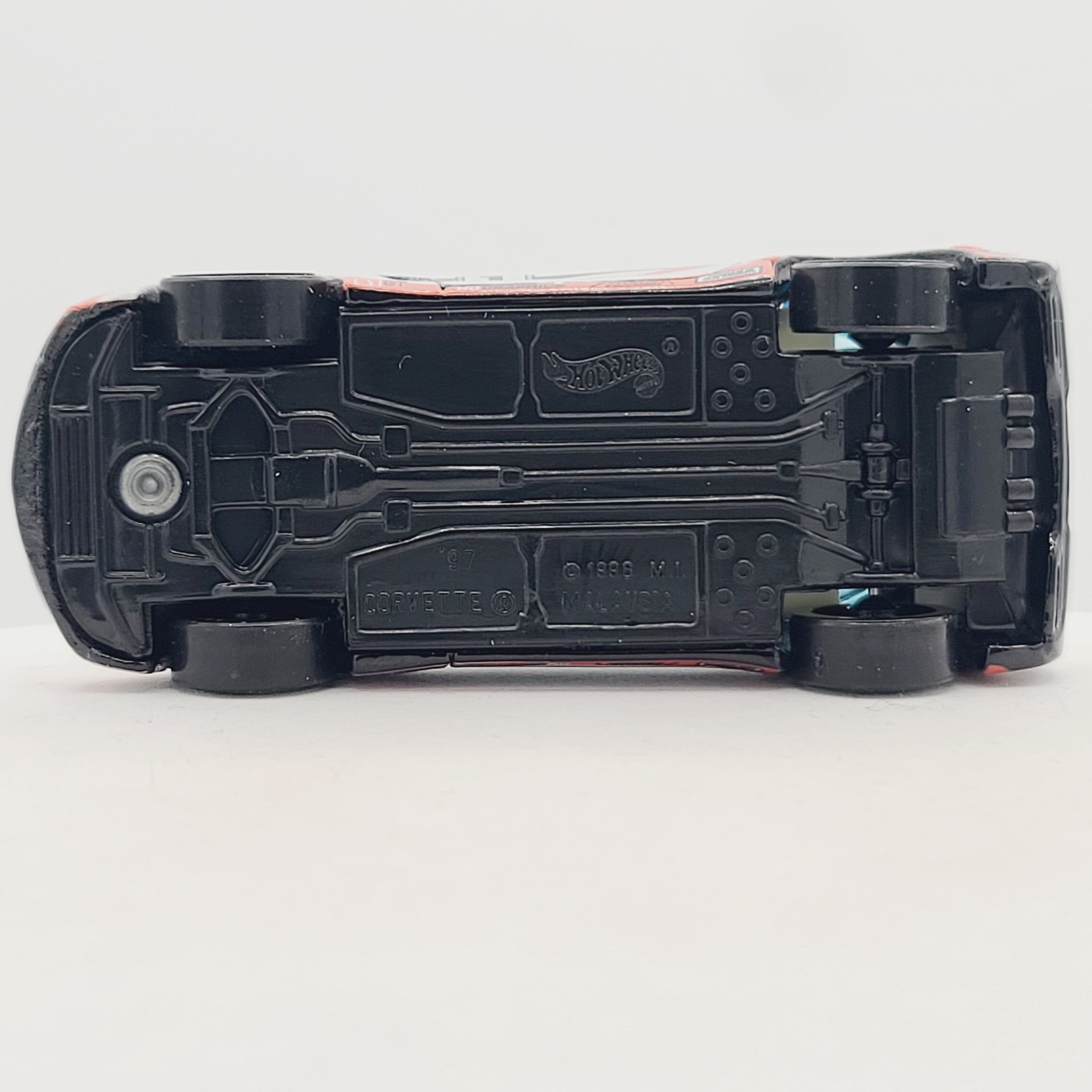 Hot Wheels '97 Corvette (1999 HW Basic)