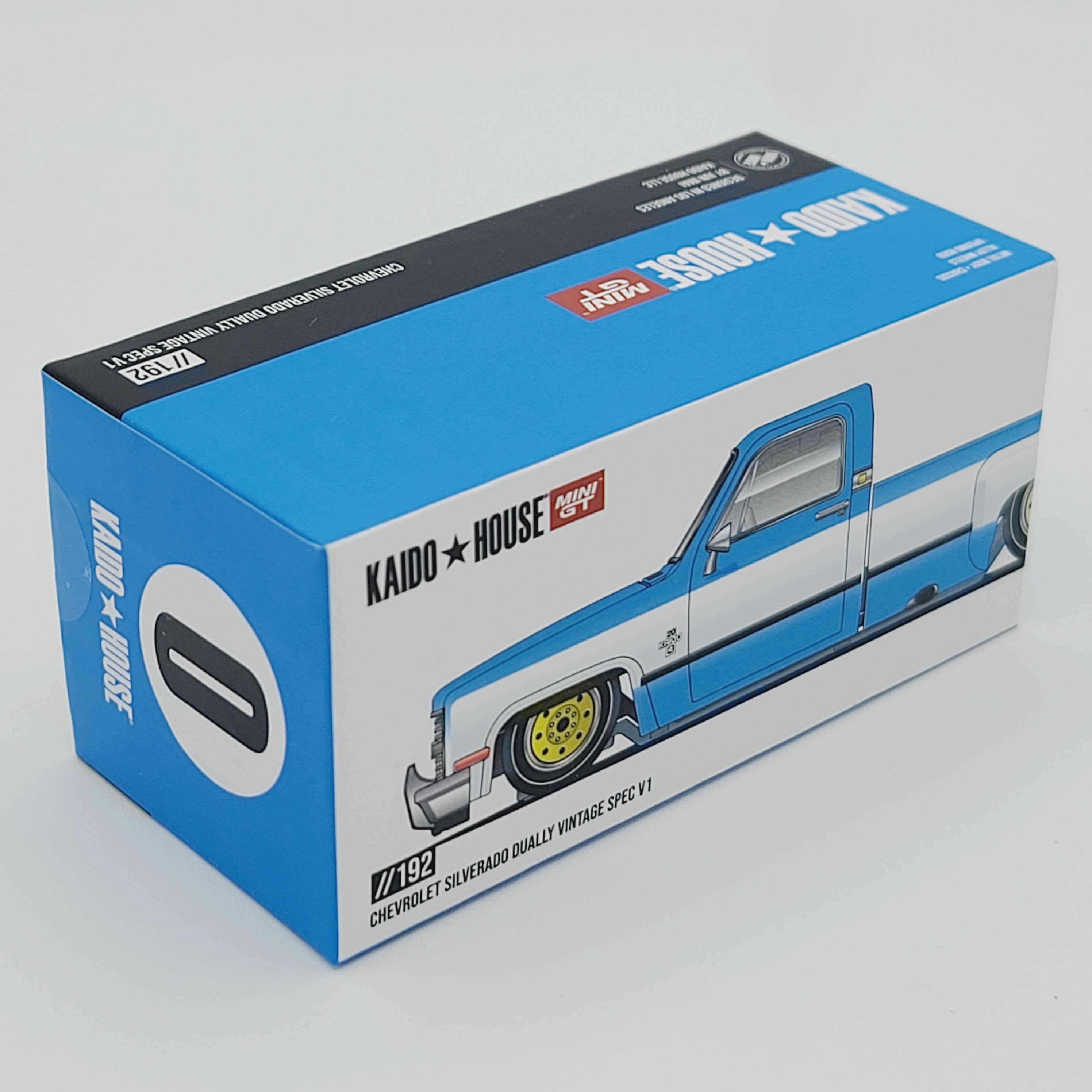 Kaido House x Mini GT - CHASE - Chevrolet Silverado Dually Kaido Vintage Spec V1 - 1:64 (2026 Limited Edition)