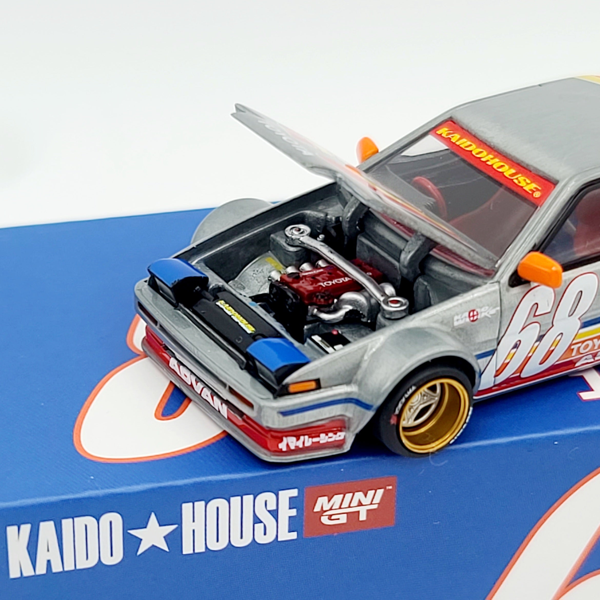 Kaido House x Mini GT - CHASE - Toyota AE86 Sprinter Trueno Kaido Racing V1 - 1:64 (2026 Limited Edition)