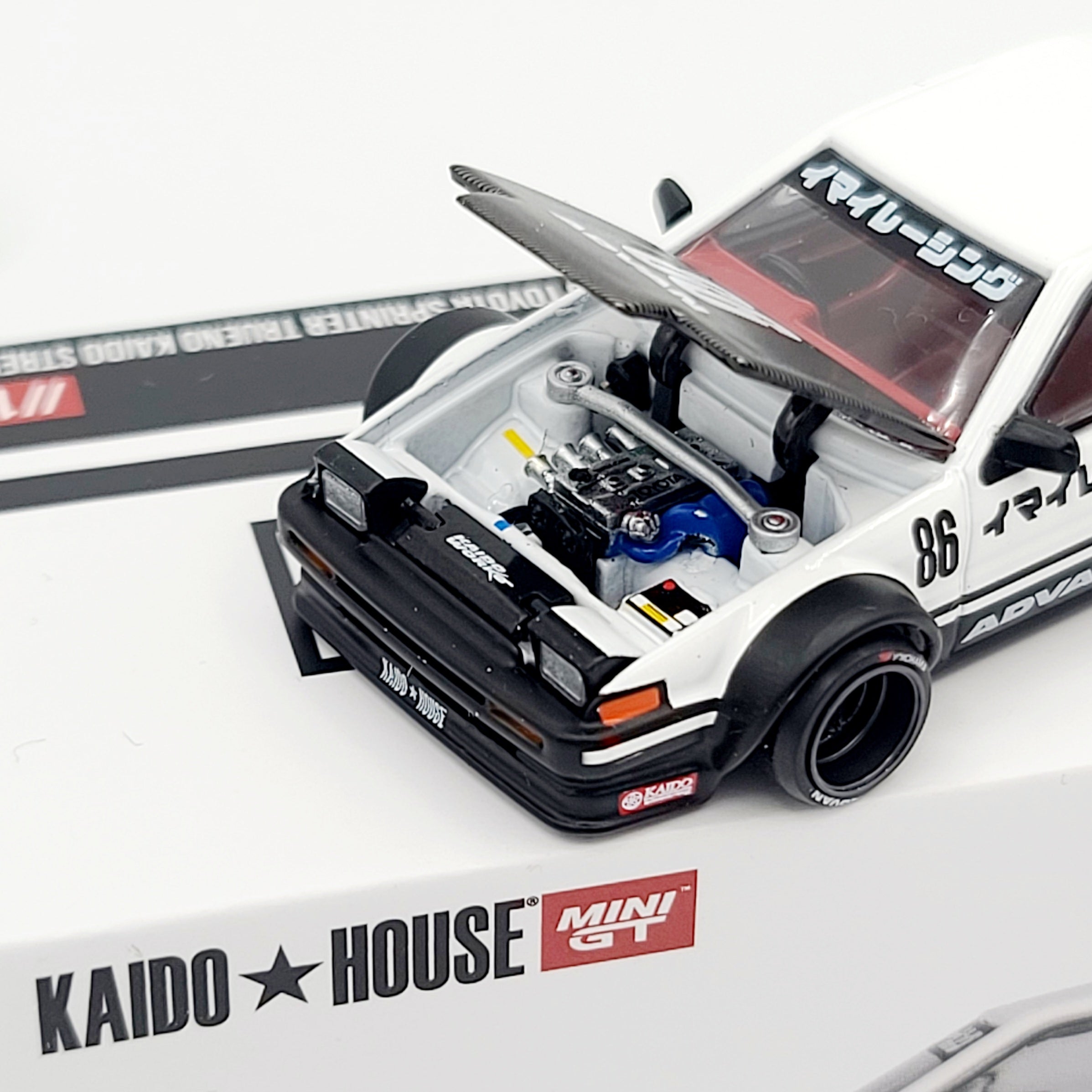 Kaido House x Mini GT Toyota AE86 Sprinter Trueno Kaido Street V1 - 1:64 (2026 Limited Edition)