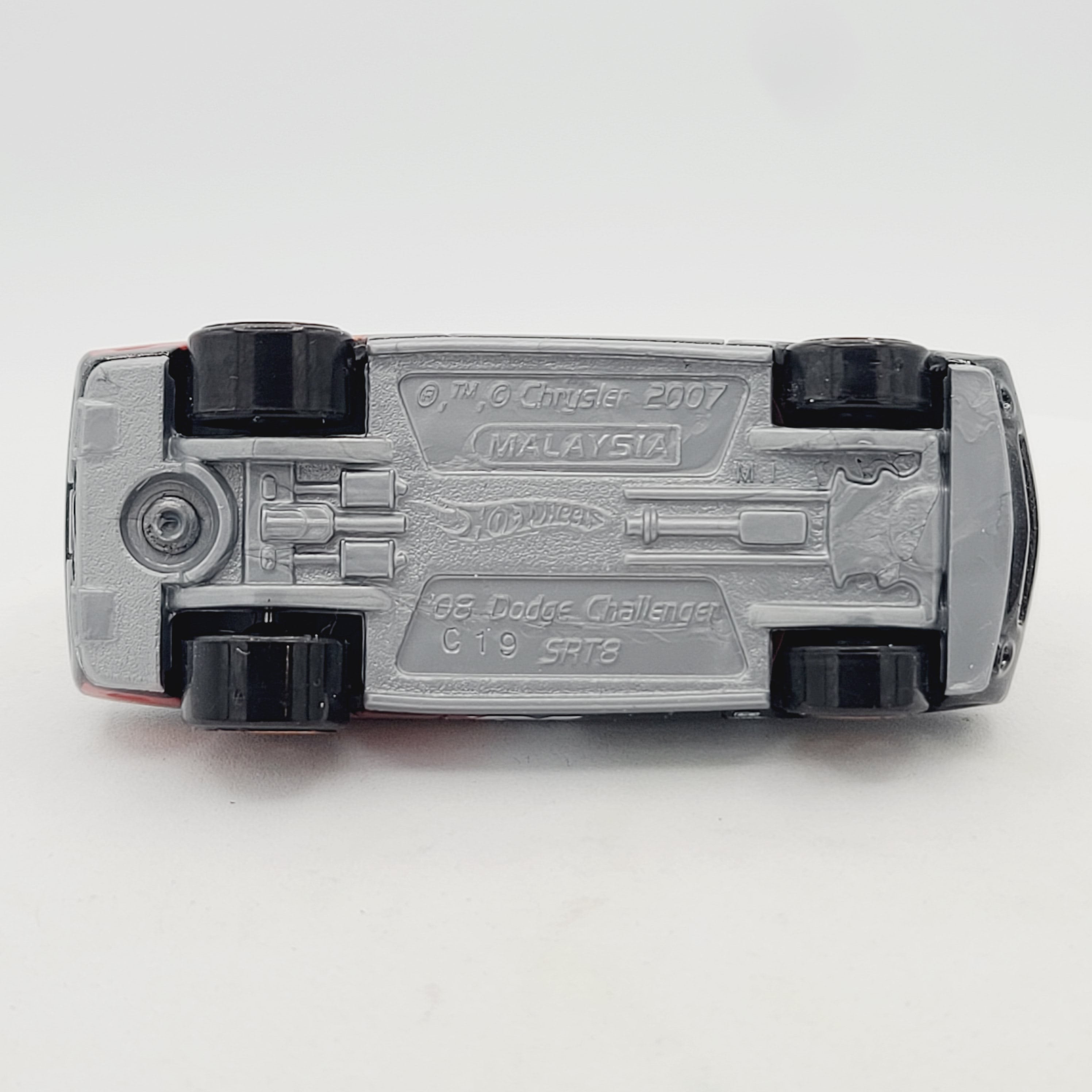 Hot Wheels '08 Dodge Challenger SRT8 "K&N" (2010 HW Basic - Performance)