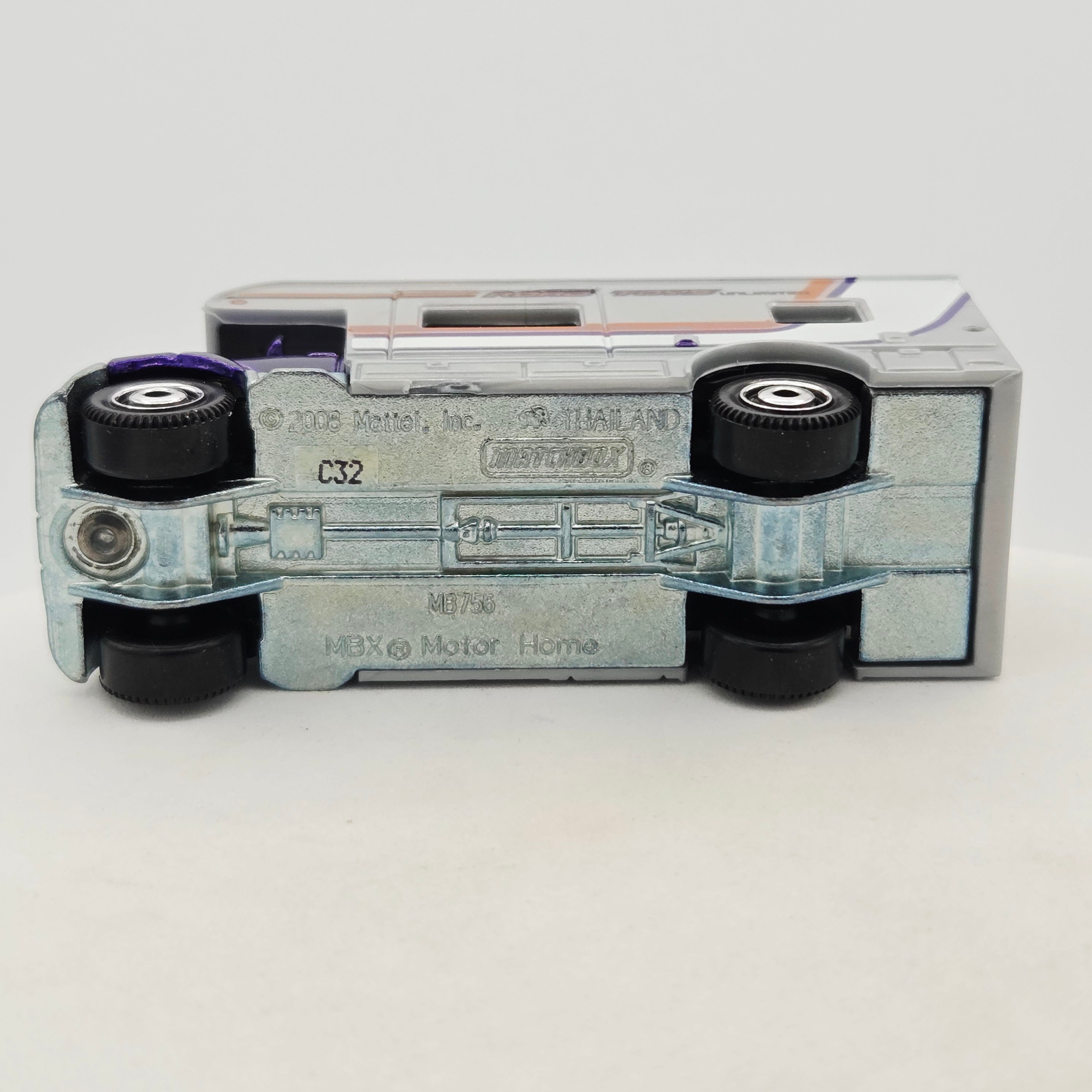 Matchbox MBX Motor Home, RV Camper Truck (2010 MBX Basic - Outdoor Sportsman)