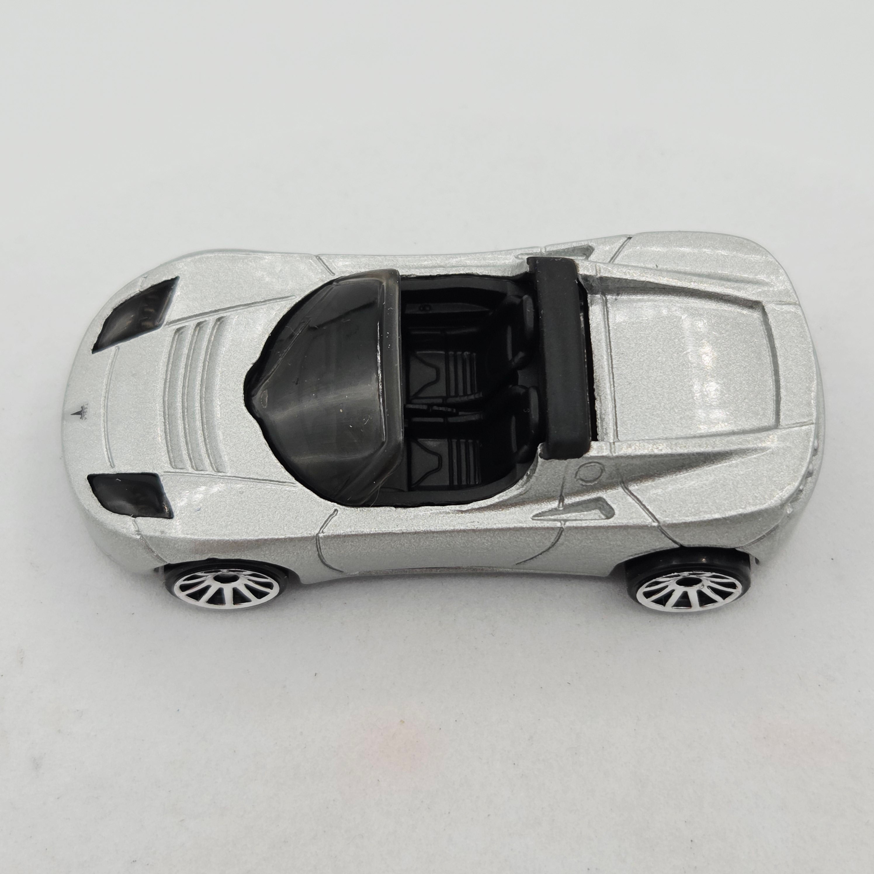 Hot Wheels '08 Tesla Roadster (2008 HW Basic - New Models)