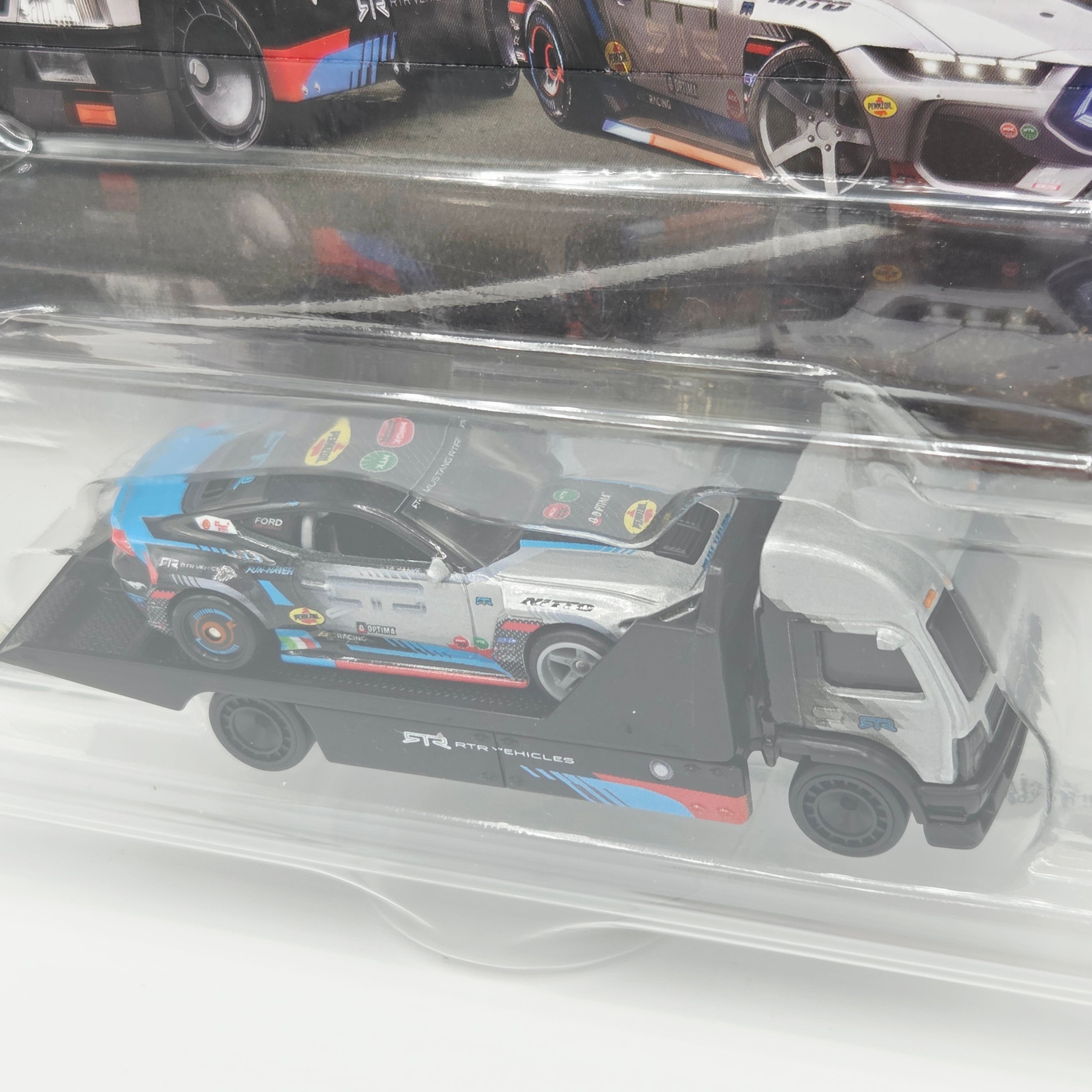 Hot Wheels Team Transport - '24 Ford Mustang RTR SPEC 5-FD & HW Aero Lift Truck (2026 Team Transport Mix 1 K, Car Culture)