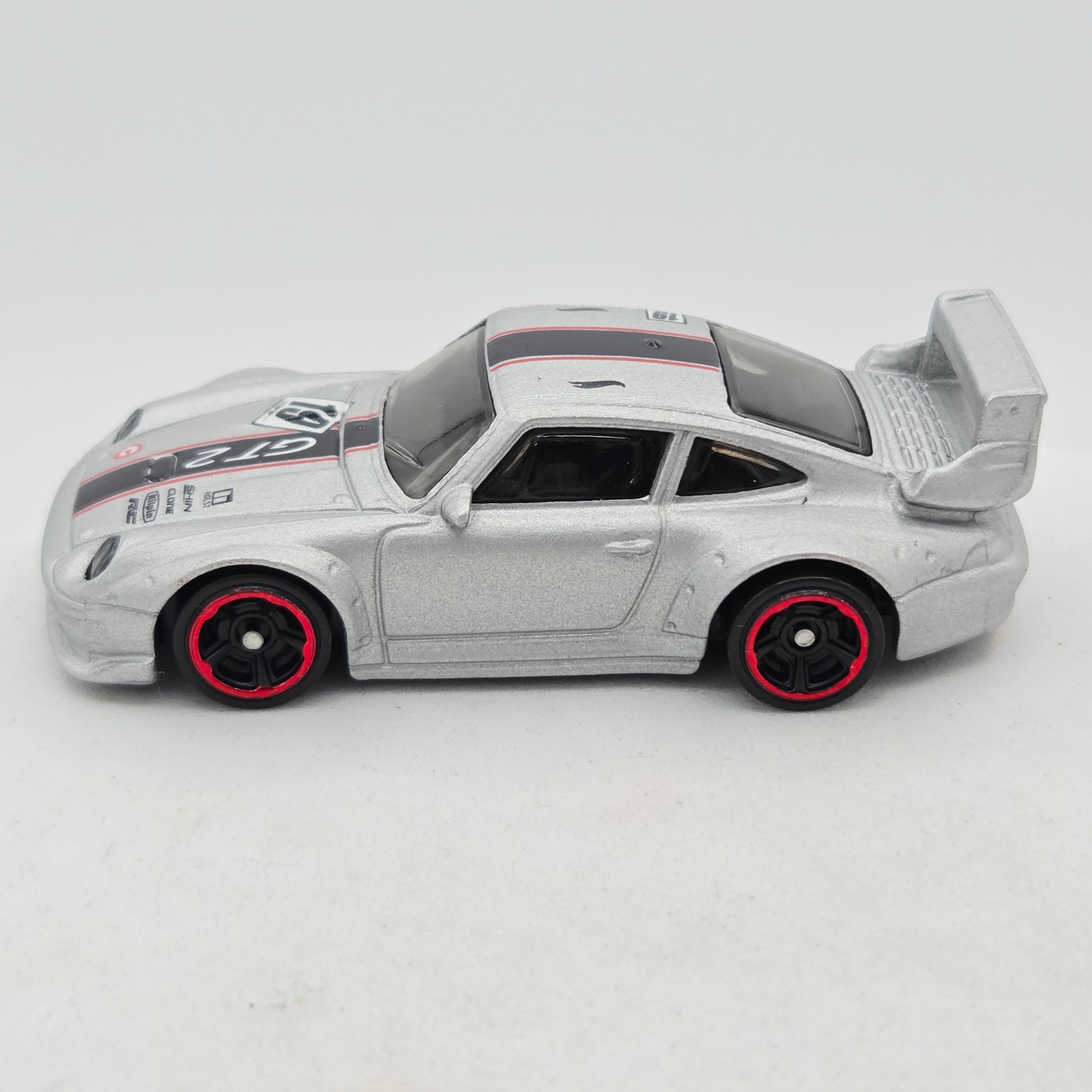 Hot Wheels Porsche 993 GT2 (2014 Porsche Series)