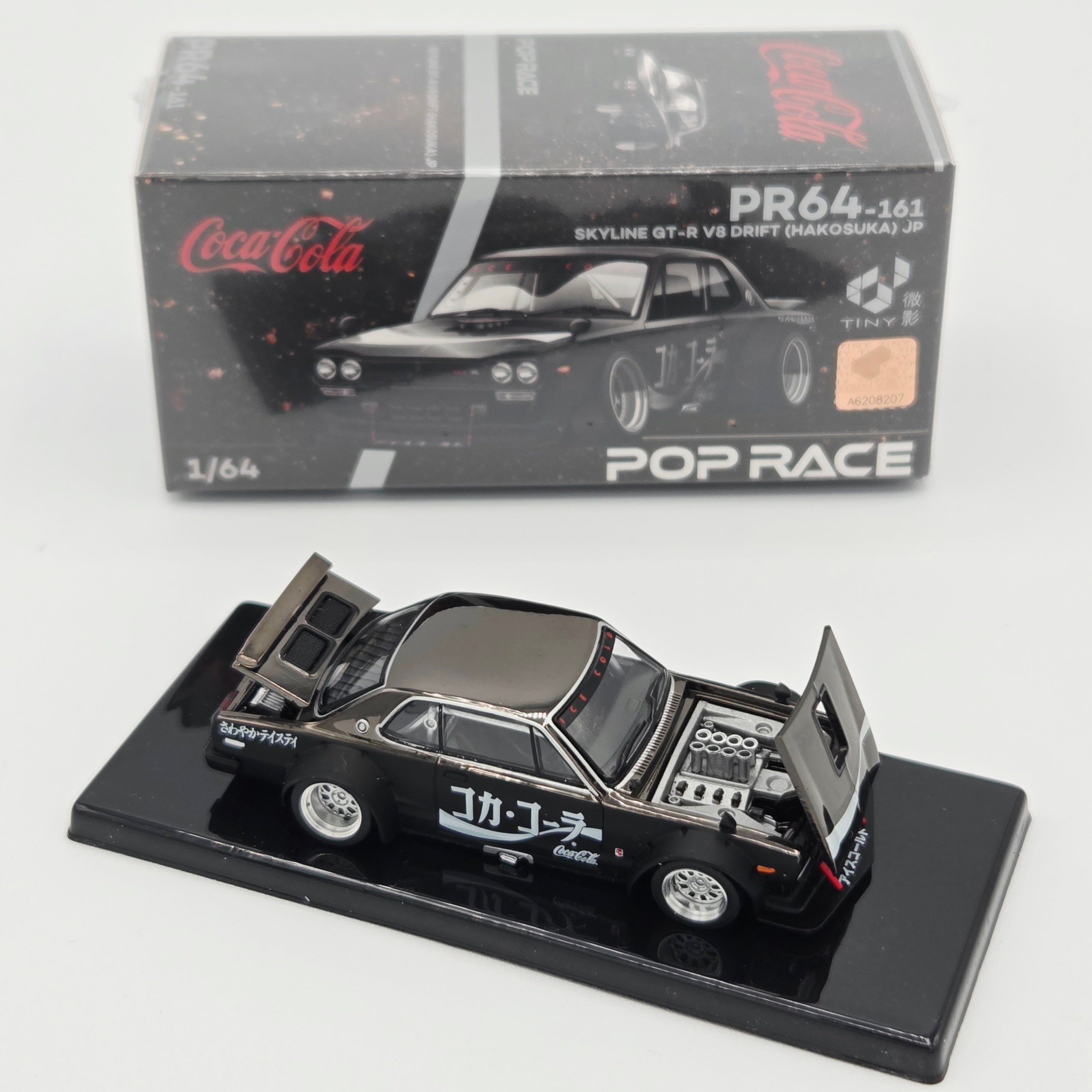 Pop Race Nissan Skyline GT-R V8 Drift Hakosuka - 1:64, Coca-Cola (2026 Limited Edition)