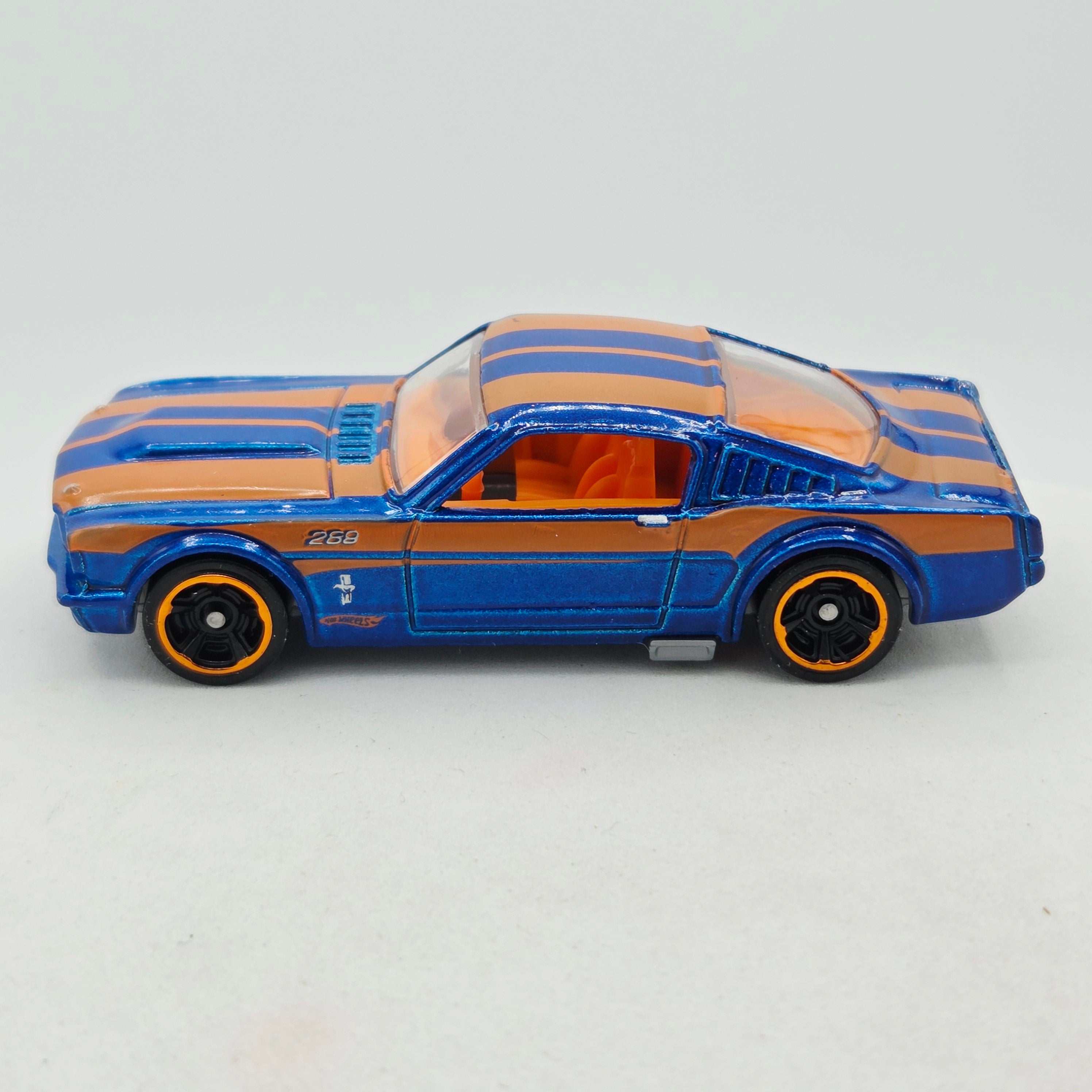 Hot Wheels '65 Ford Mustang Fastback (2011 HW Basic - Street Beasts)