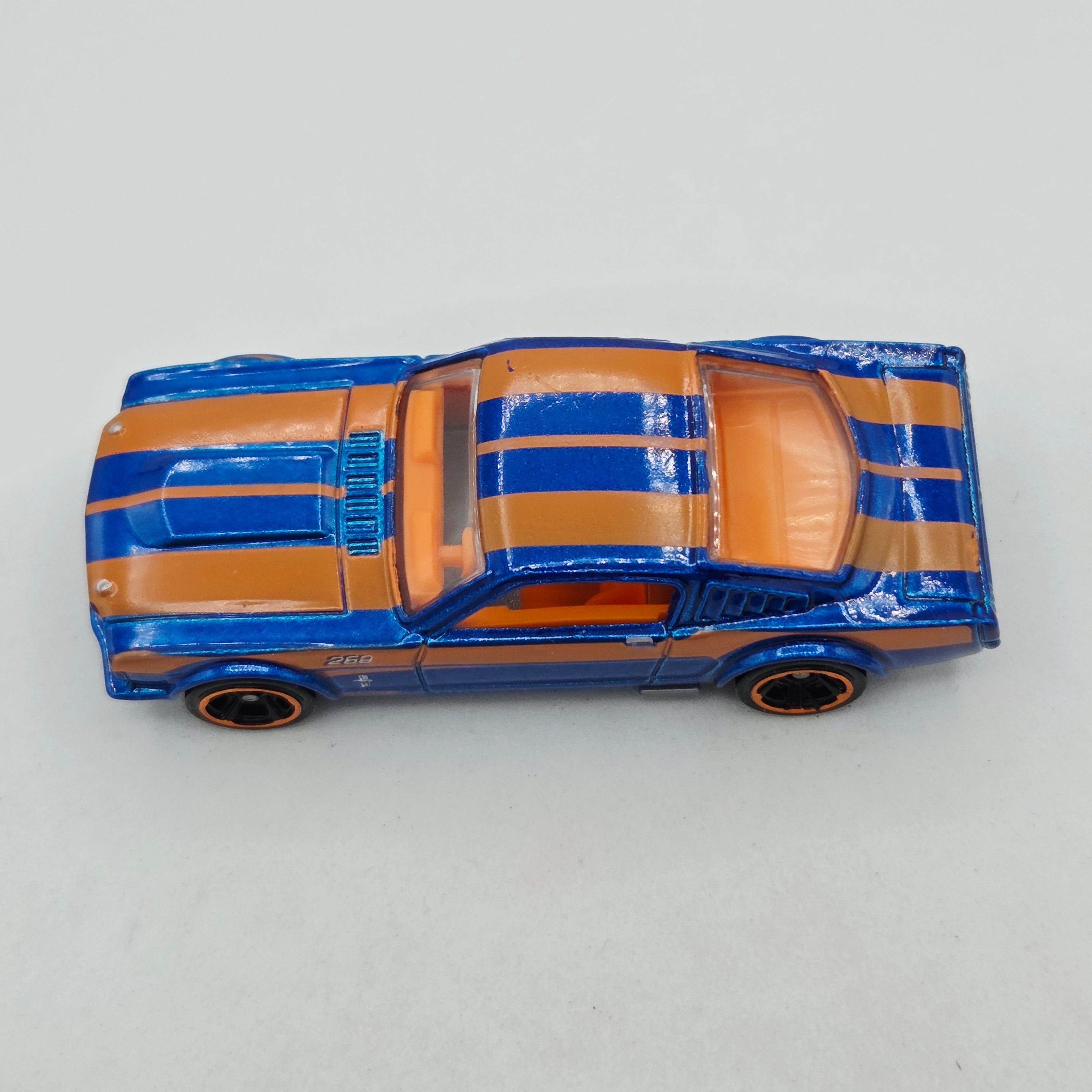 Hot Wheels '65 Ford Mustang Fastback (2011 HW Basic - Street Beasts)