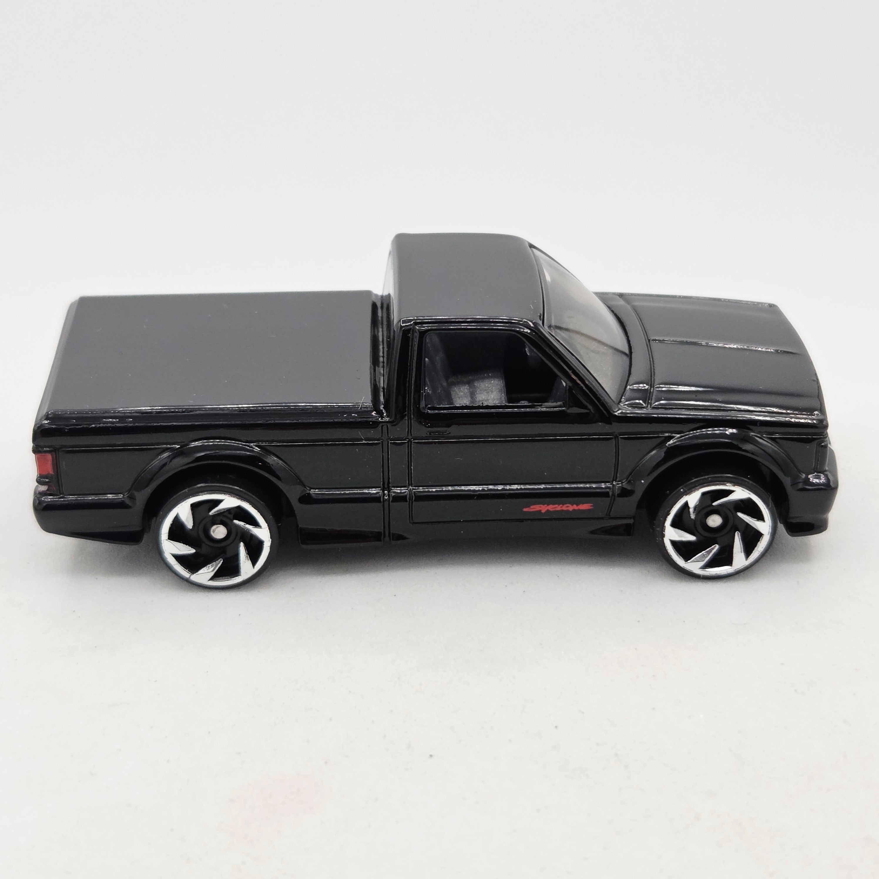 Hot Wheels '91 GMC Syclone Pick-up Truck - Black (2020 HW Basic - Hot
