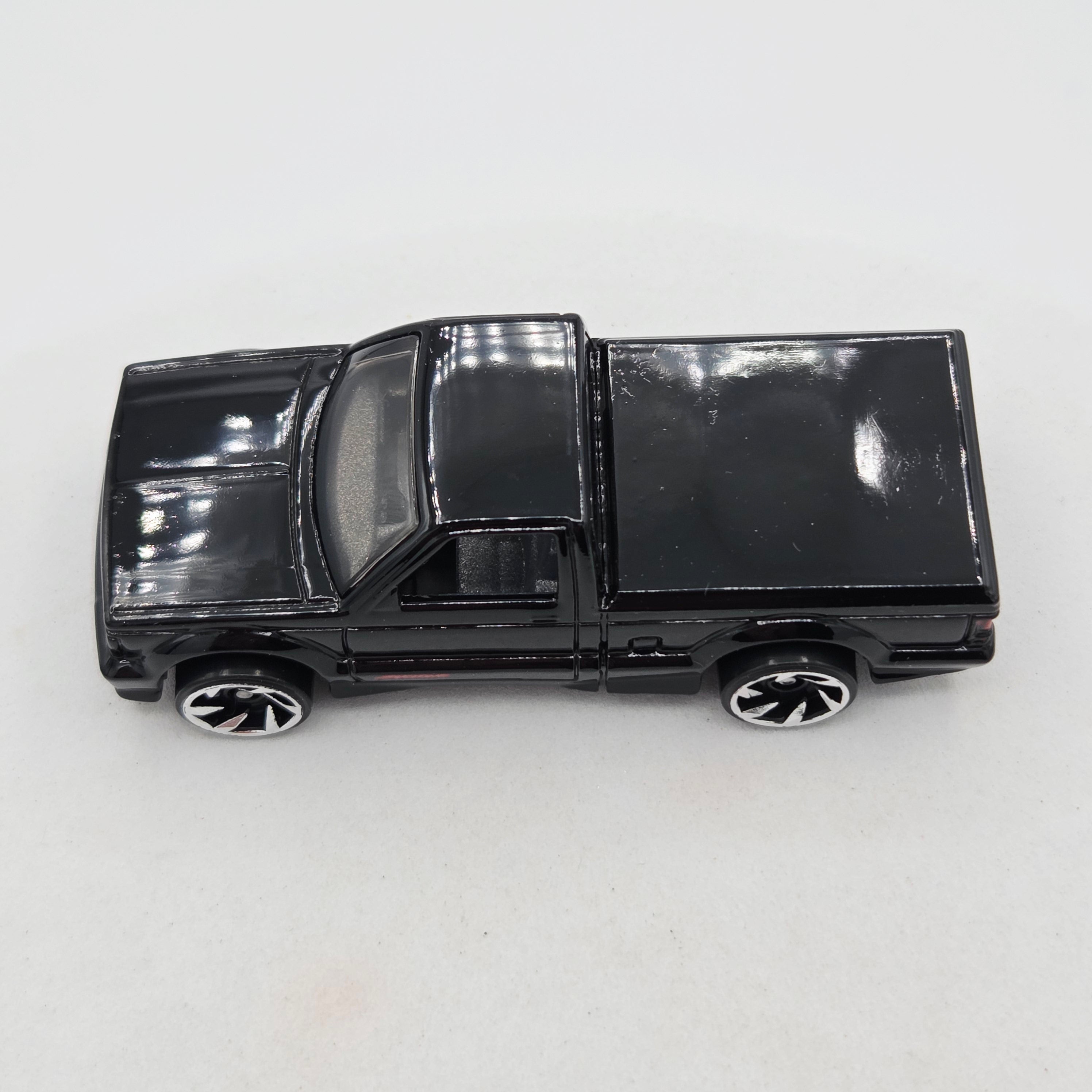 Hot Wheels '91 GMC Syclone Pick-up Truck - Black (2020 HW Basic - Hot