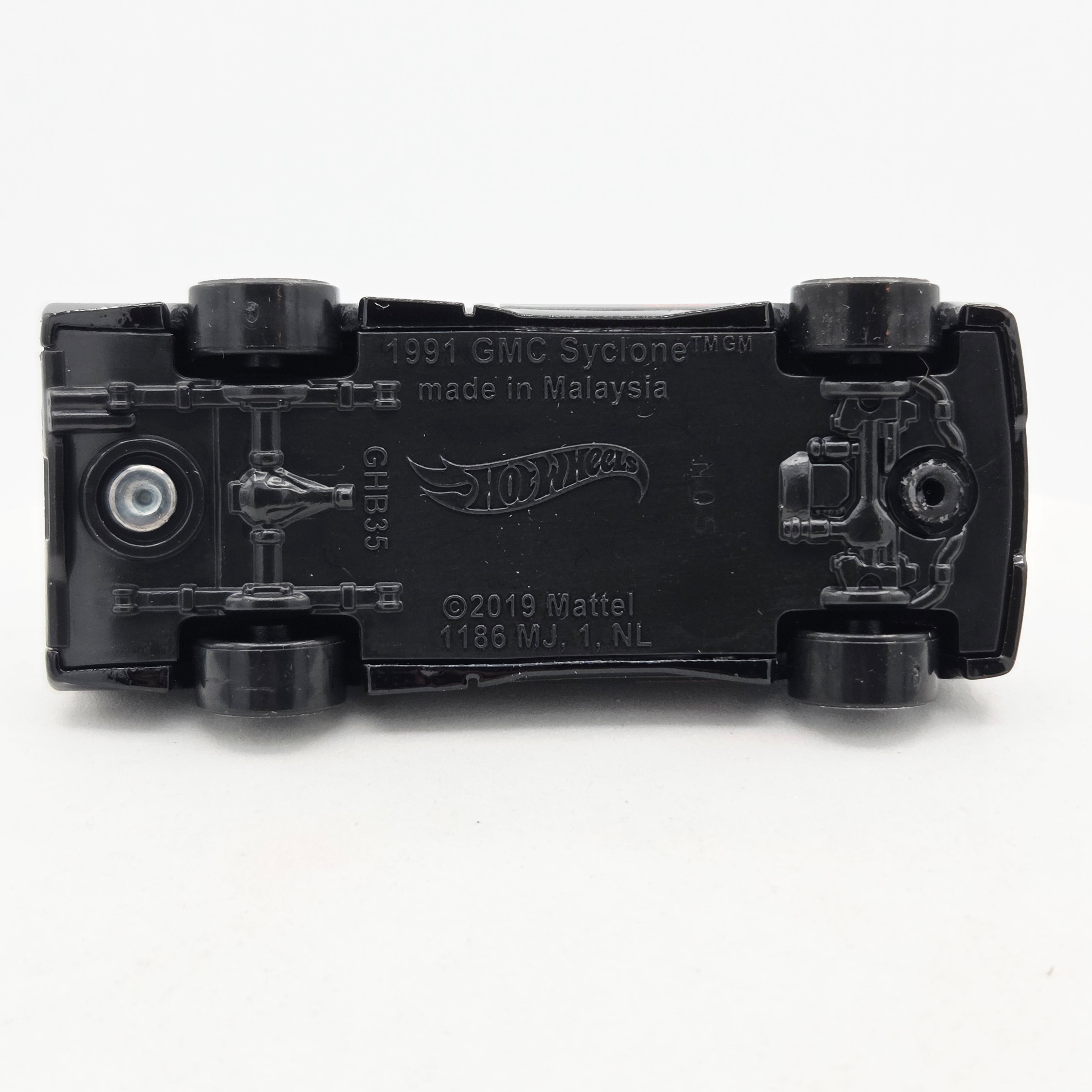 Hot Wheels '91 GMC Syclone Pick-up Truck - Black (2020 HW Basic - Hot