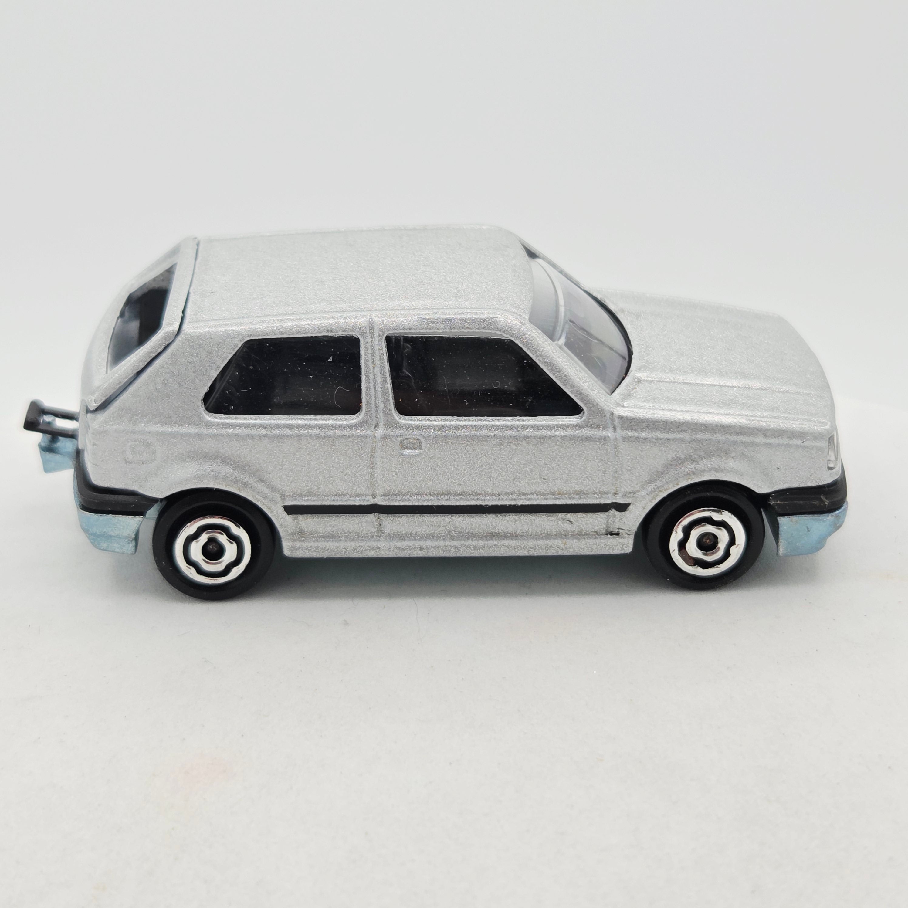 Majorette Volkswagen Golf, VW Golf MKI w/ Opening Hatch (1992 - 200 Serie)