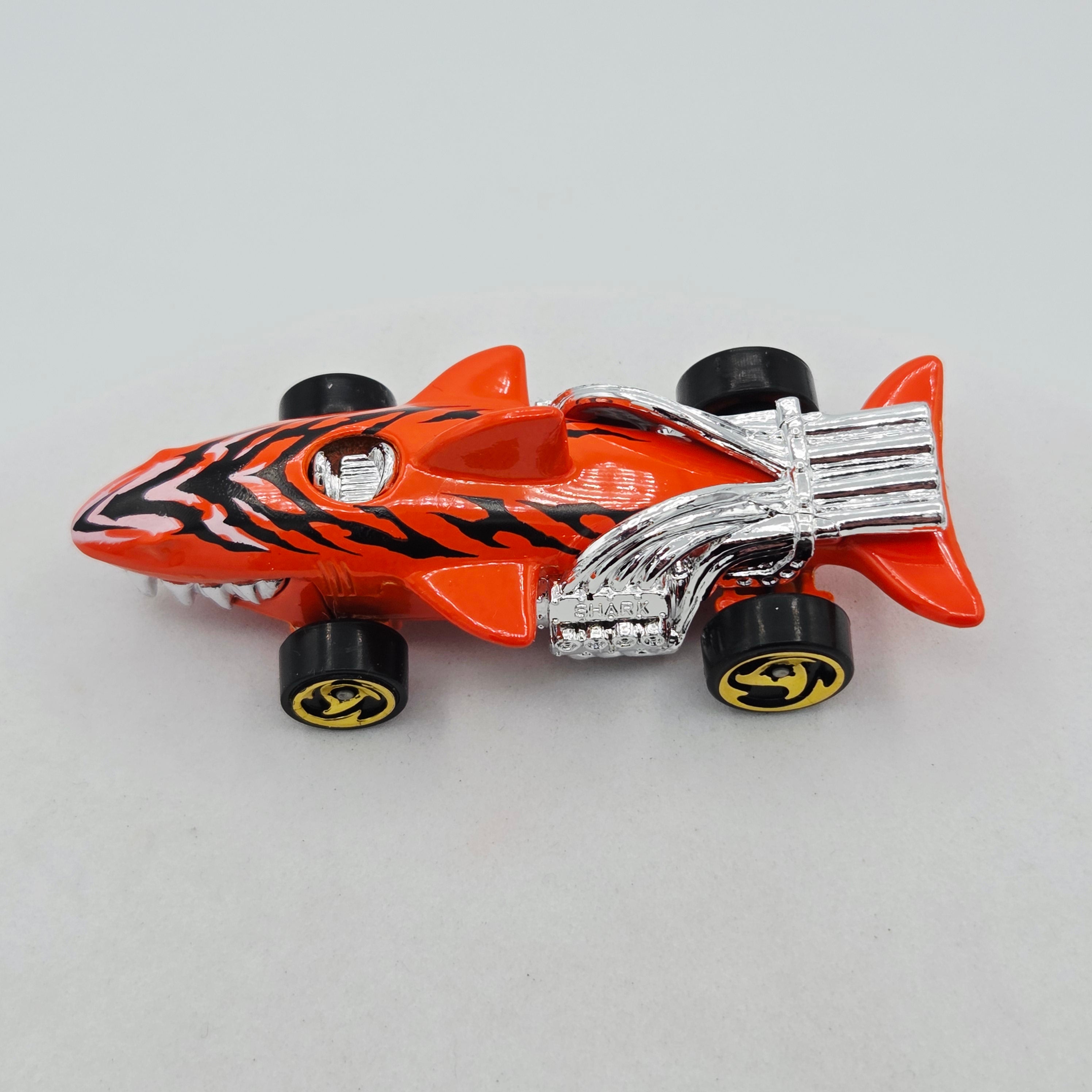 Hot Wheels Sharkruiser, loose (2001 HW Basic)
