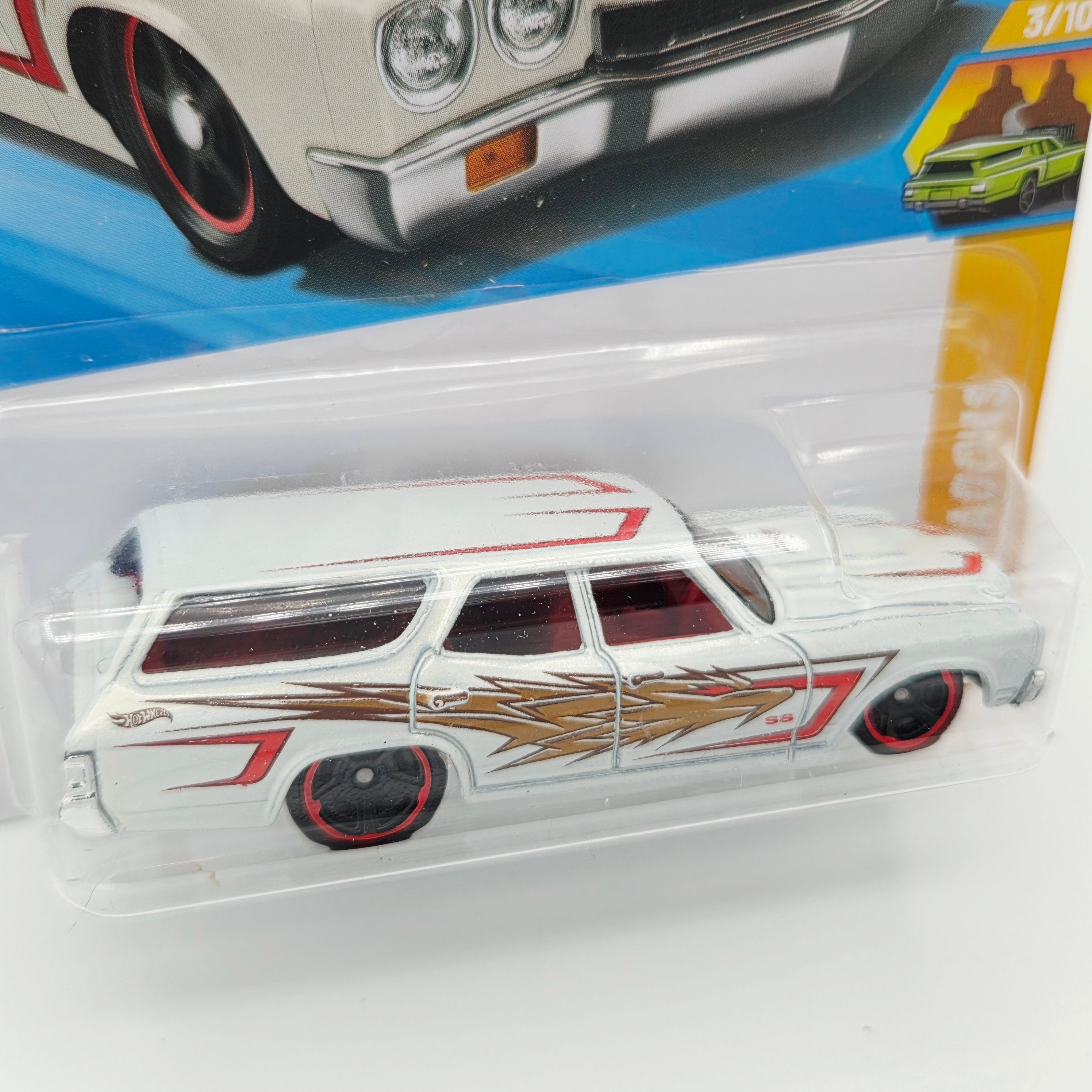 Hot Wheels '70 Chevrolet Chevelle SS Wagon (2026 HW Basic Case F - Wagons)