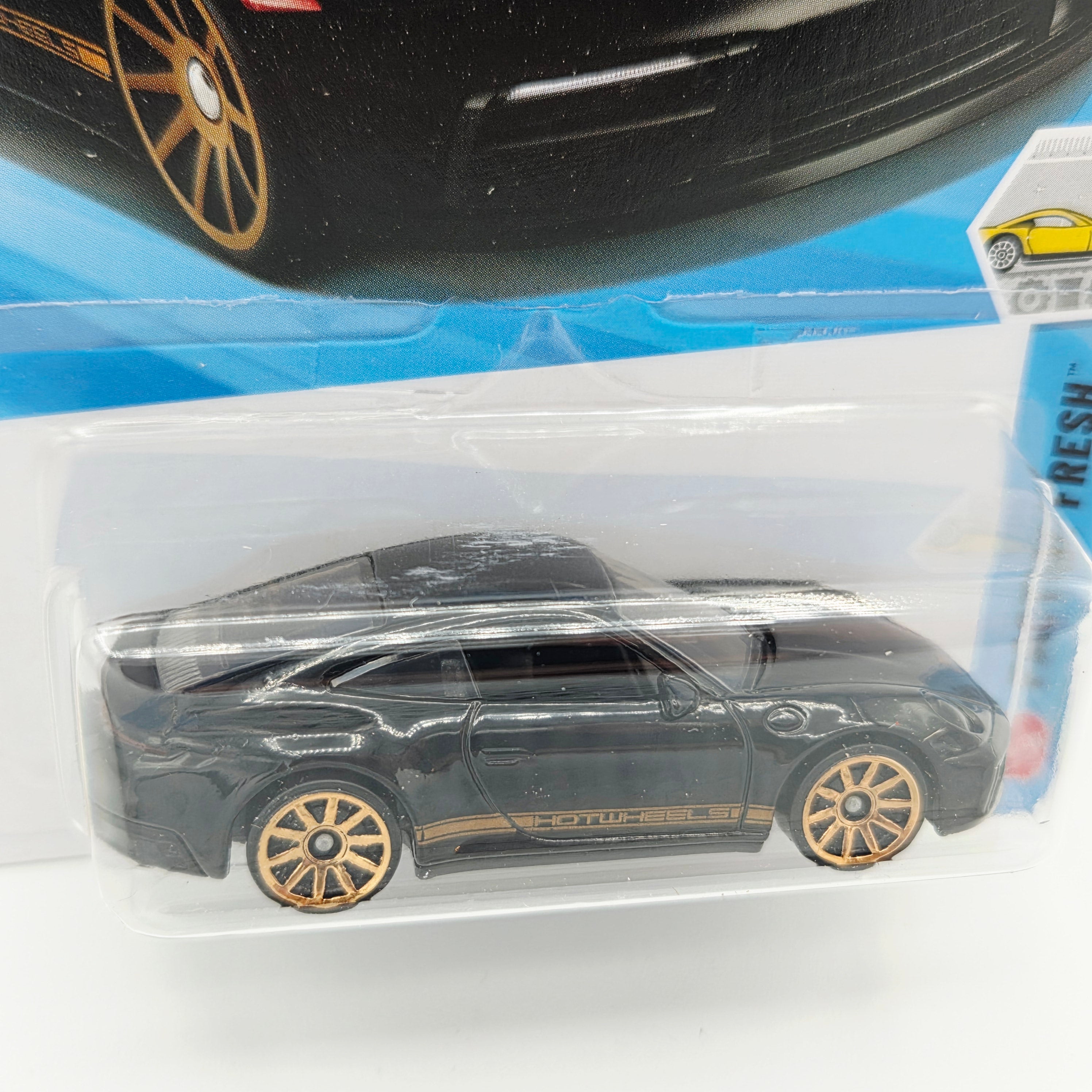 Hot Wheels Porsche 911 Carrera T (2026 HW Basic Case G - Factory Fresh