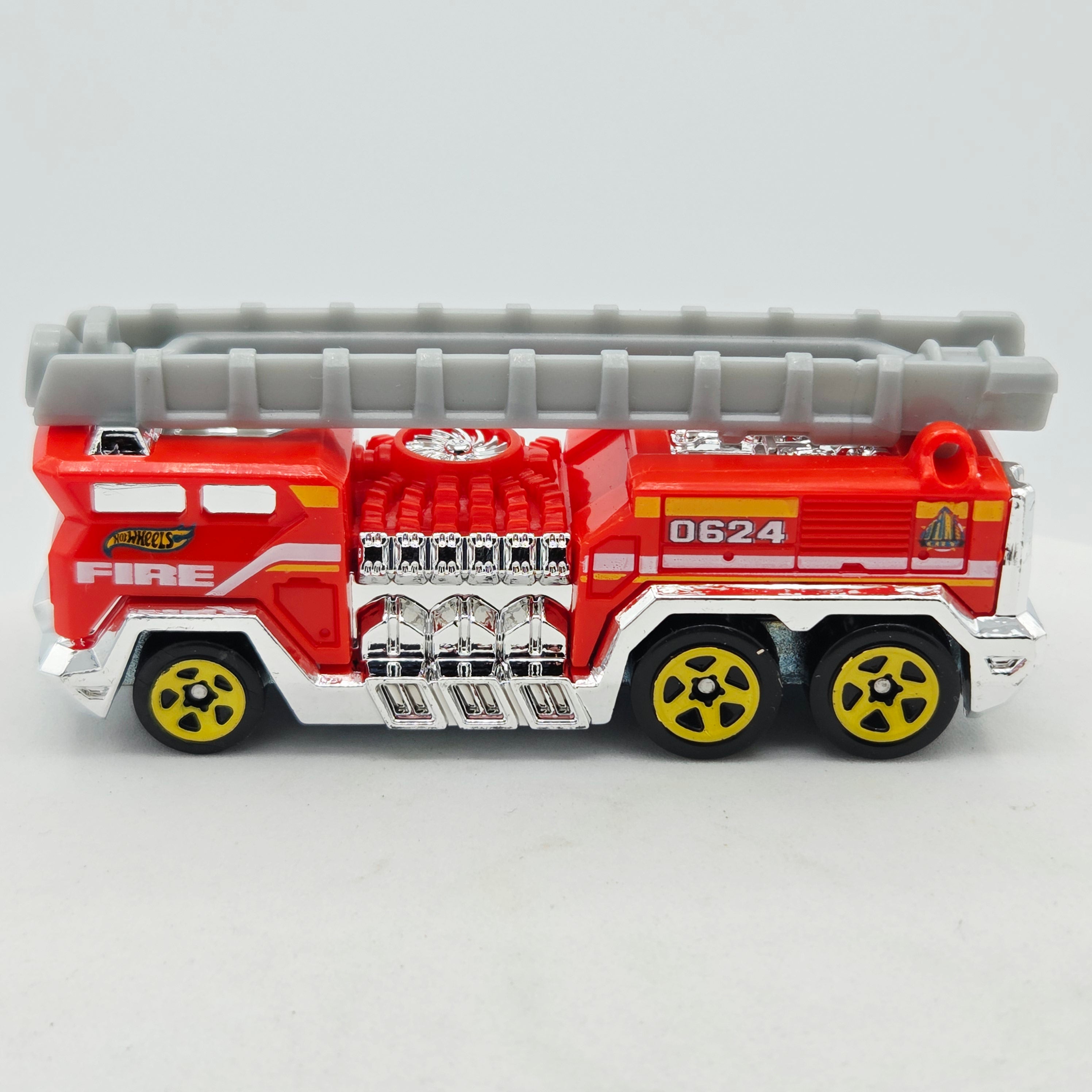 Hot Wheels 5 Alarm Fire Truck - Tandem Axel (2012 HW City Works 5 Pack - Multipack Exclusive)