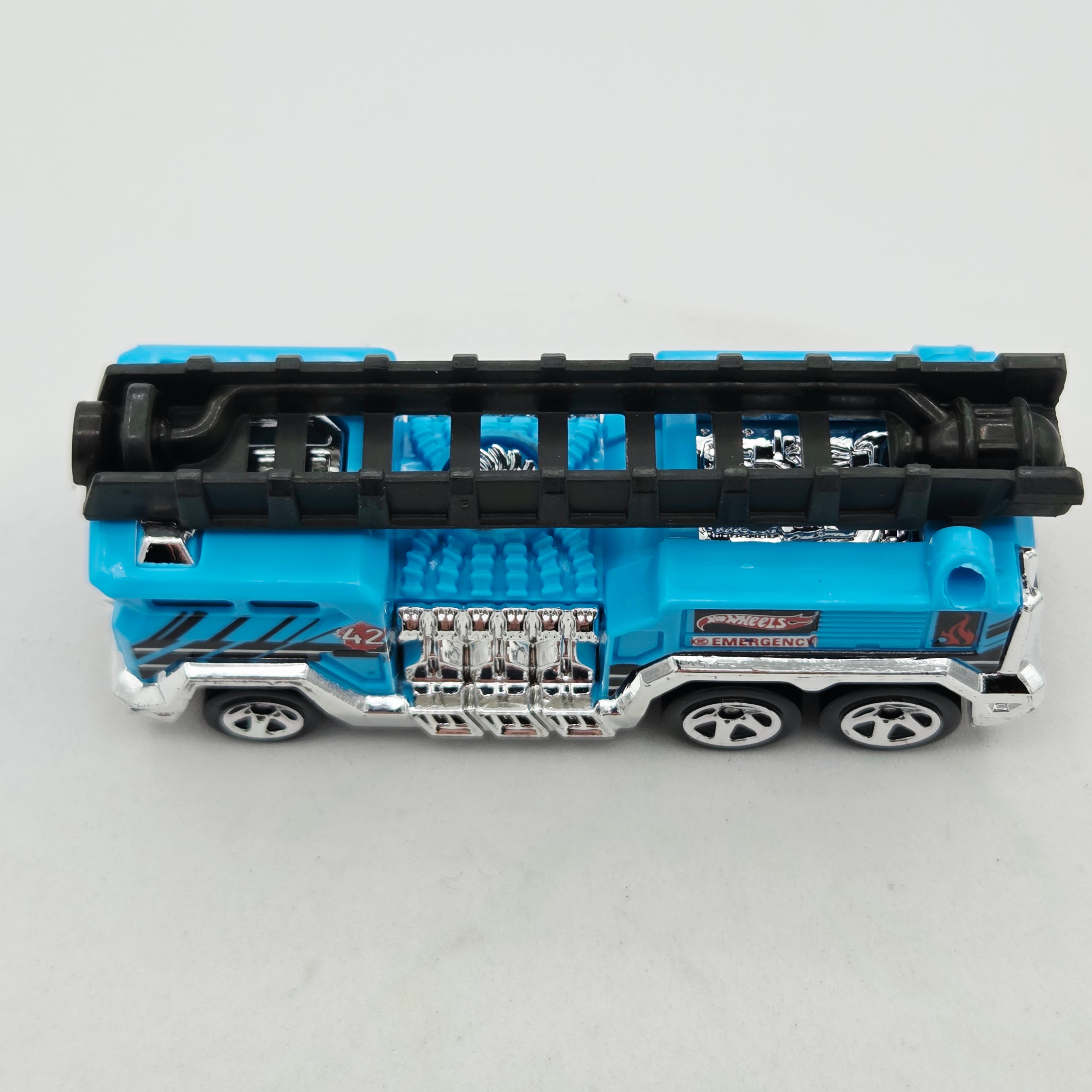 Hot Wheels 5 Alarm Fire Truck - Tandem Axel, Blue (2014 HW Basic - City Works Rescue)