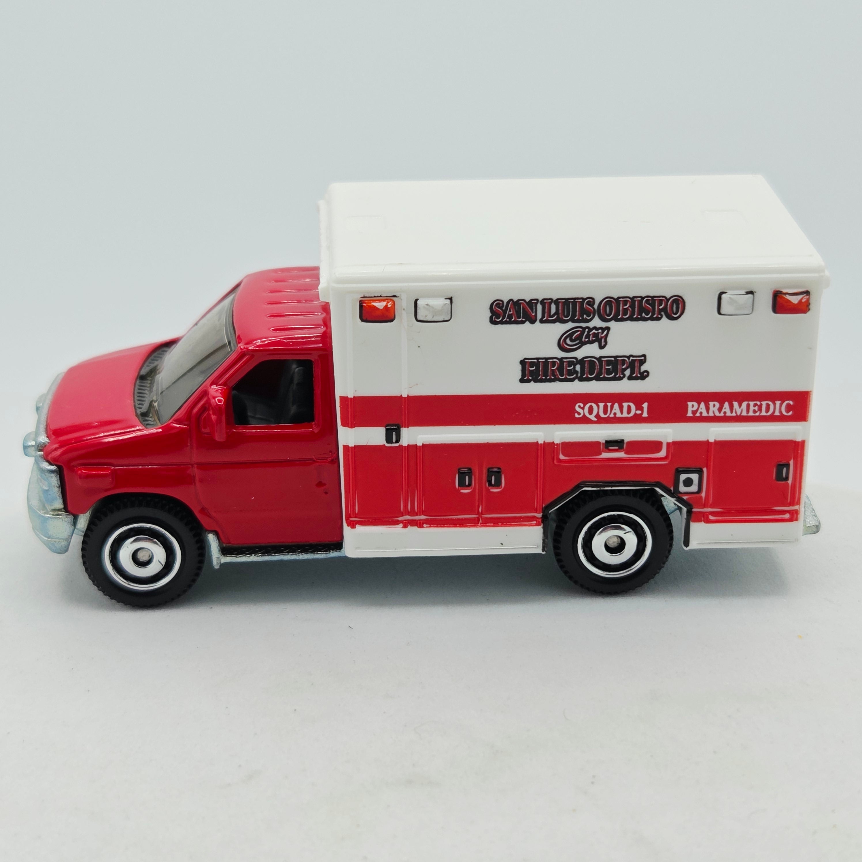 Matchbox '09 Ford F-350 Ambulance "San Luis Obispo" (2010 MBX Basic - Emergency Response)