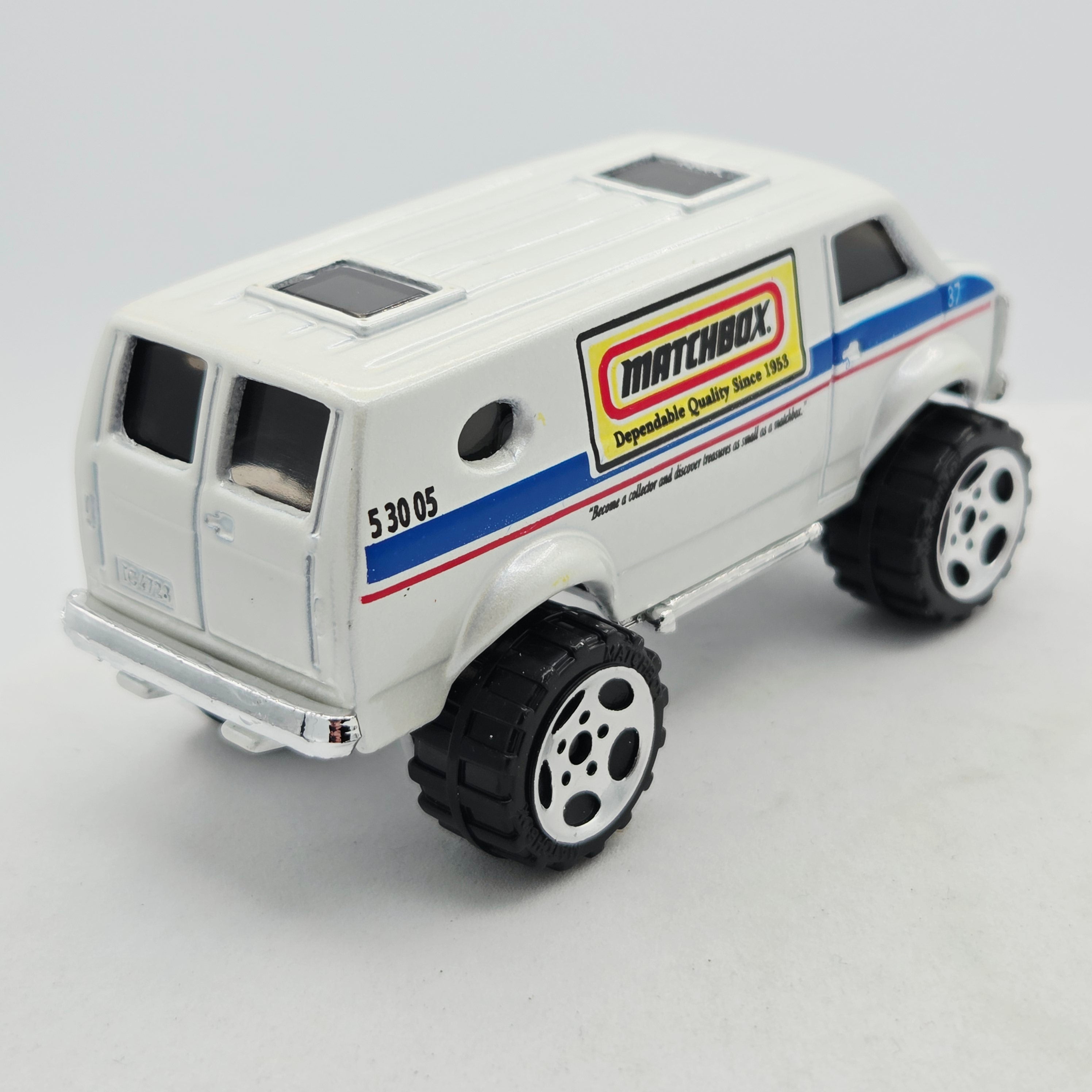 Matchbox 4x4 Chevy Van (2006 MBX Basic - Metal)