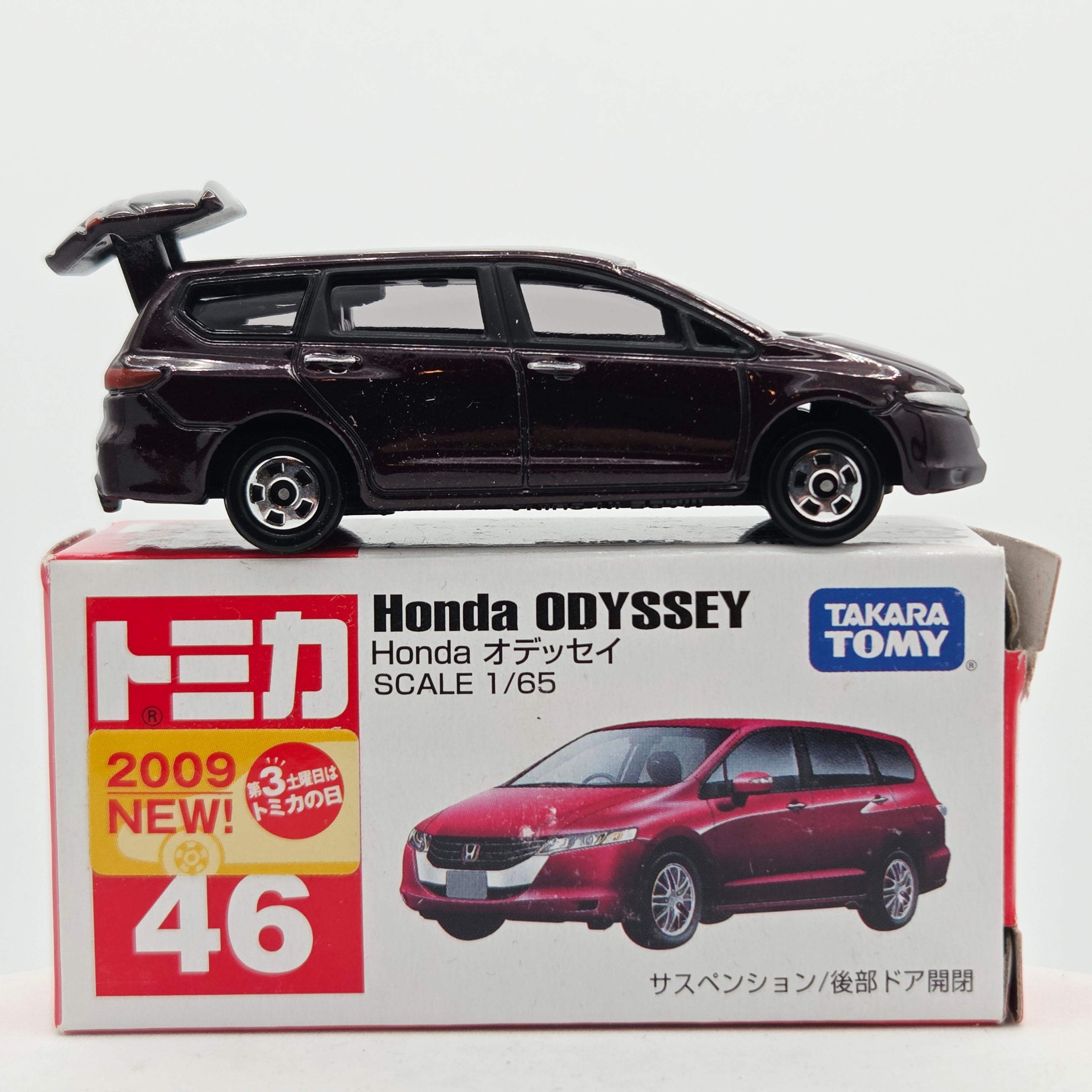 Takara Tomy - Honda Odyssey Minivan #46 w/ Original Box - 1:65 (2009 Classic Tomica Minicars)