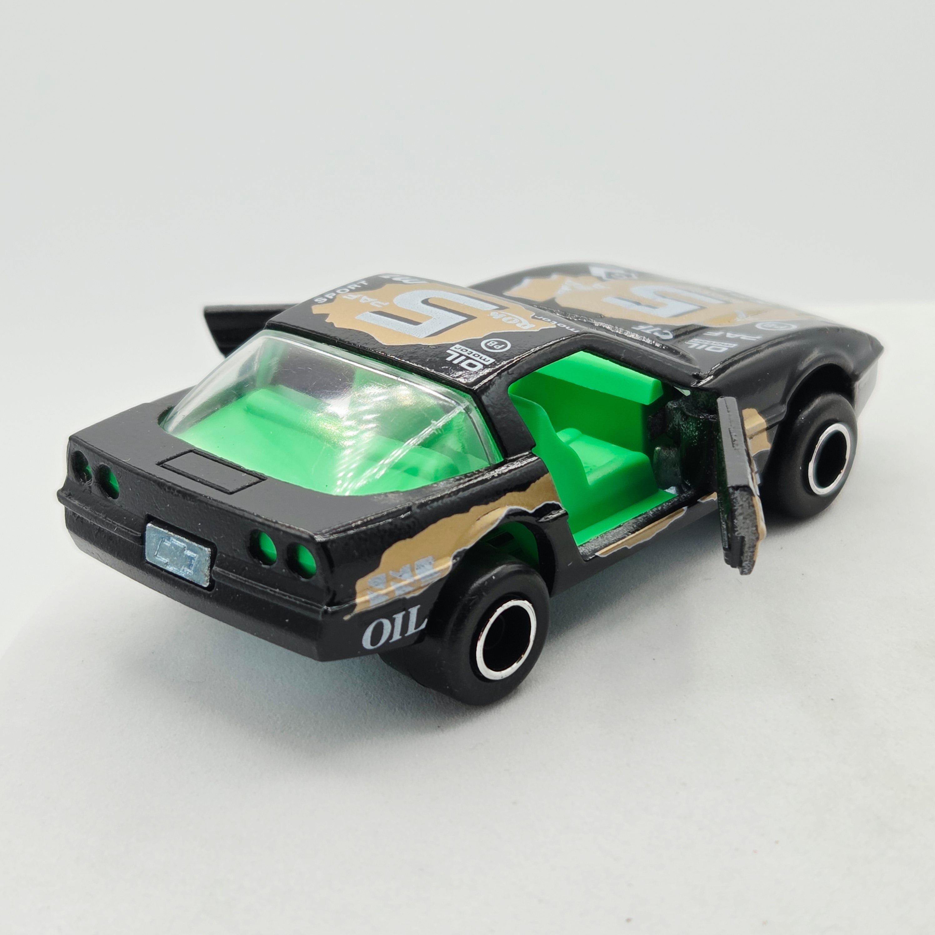 Majorette Chevrolet Corvette #5 - 1:57 #215/268 (1994 200 Series)