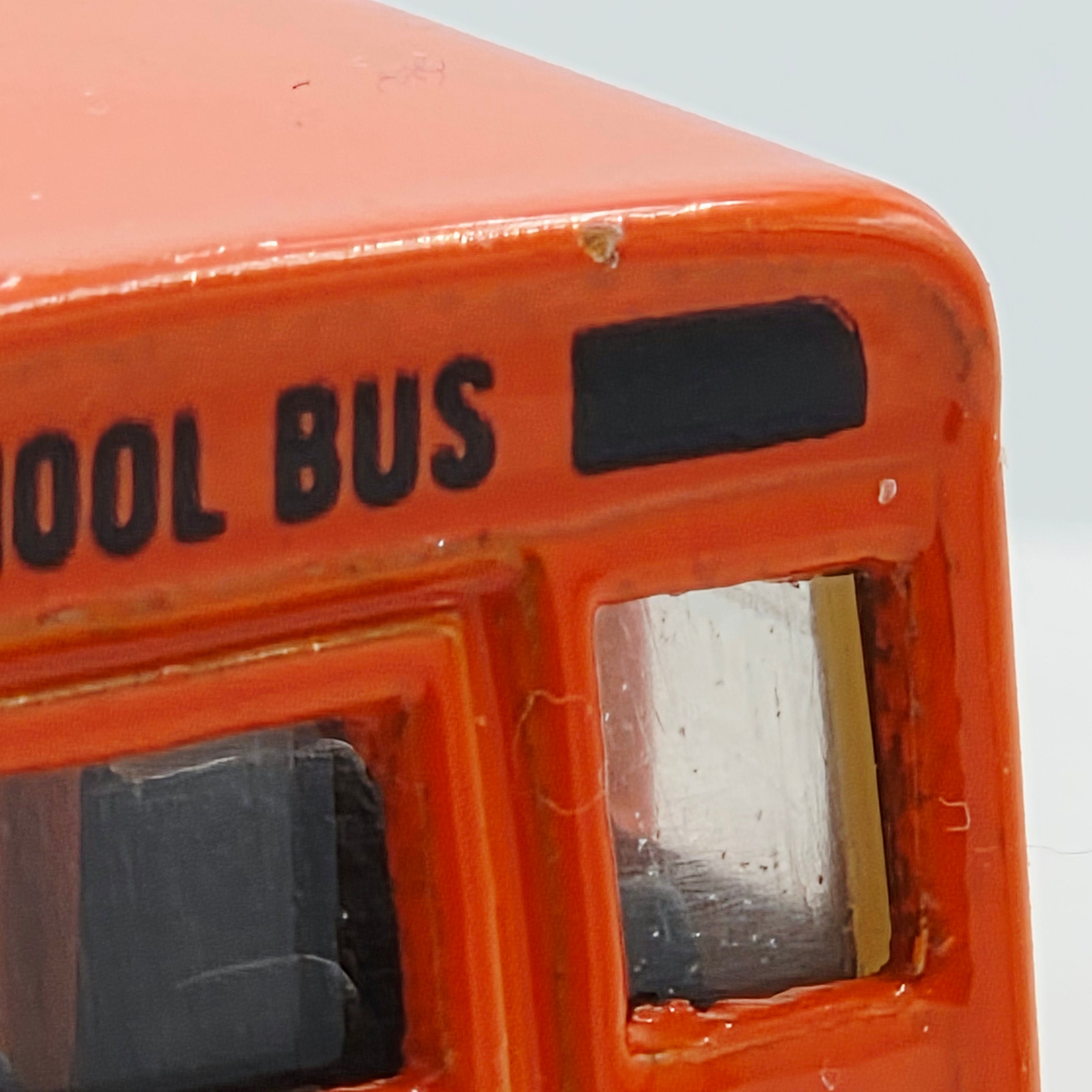 Matchbox International School Bus (1992 MBX 30 Pack Multipack Exclusive - USA / Sam's Club)