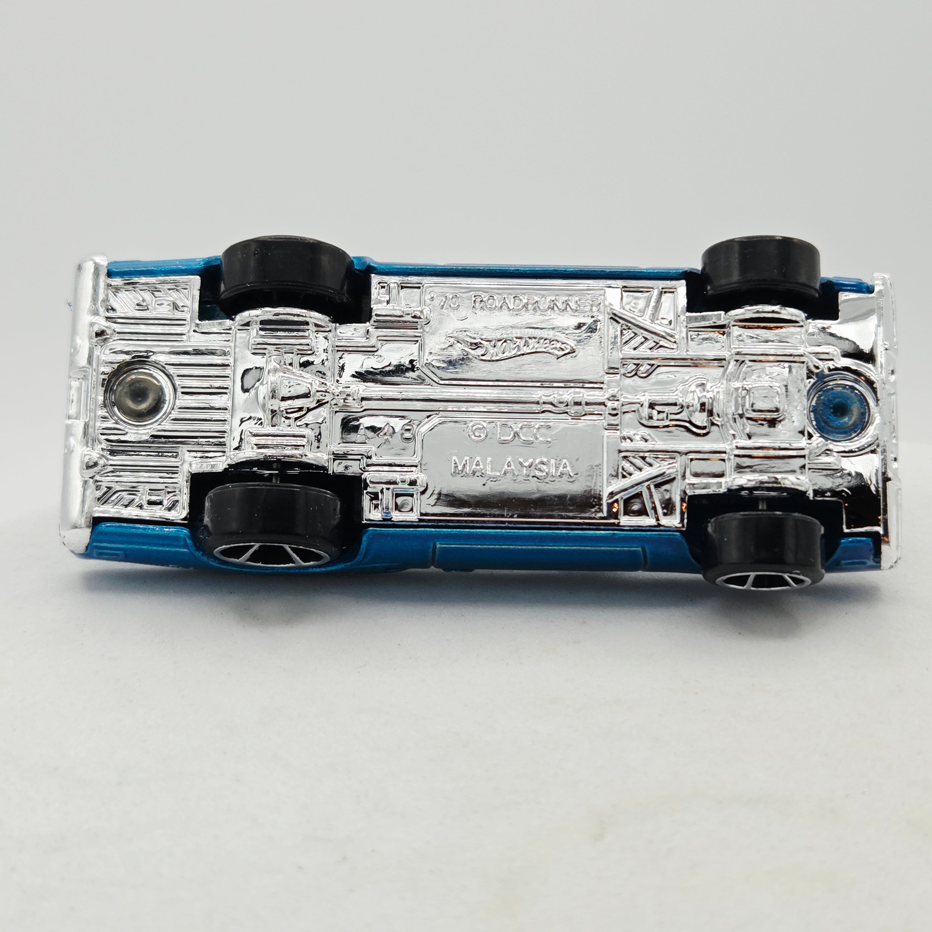 Hot Wheels '70 Plymouth Road Runner (2009 HW Basic - Muscle Mania)