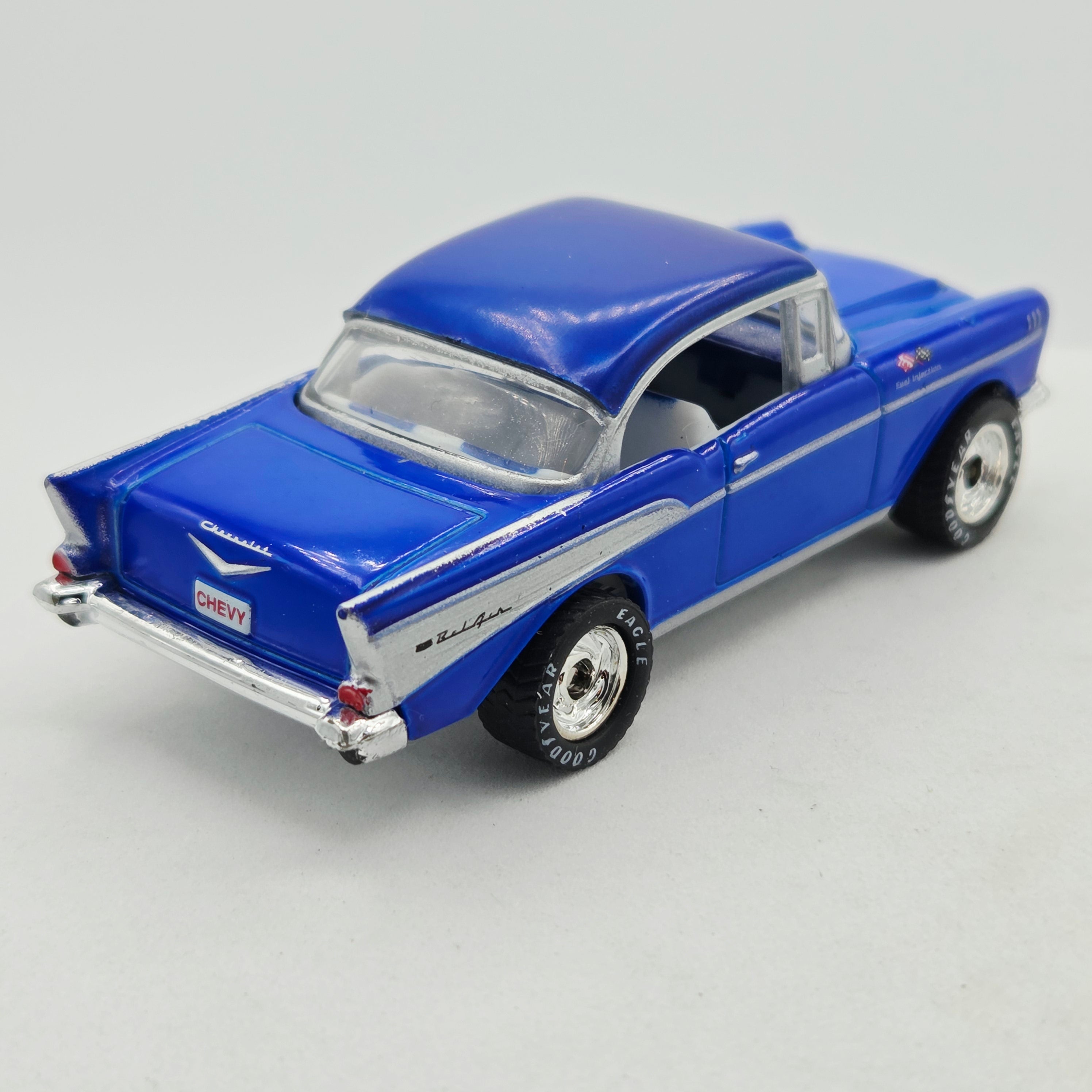Matchbox '57 Chevrolet Bel Air Hardtop (1998 MBX Premiere Collection - First Edition)
