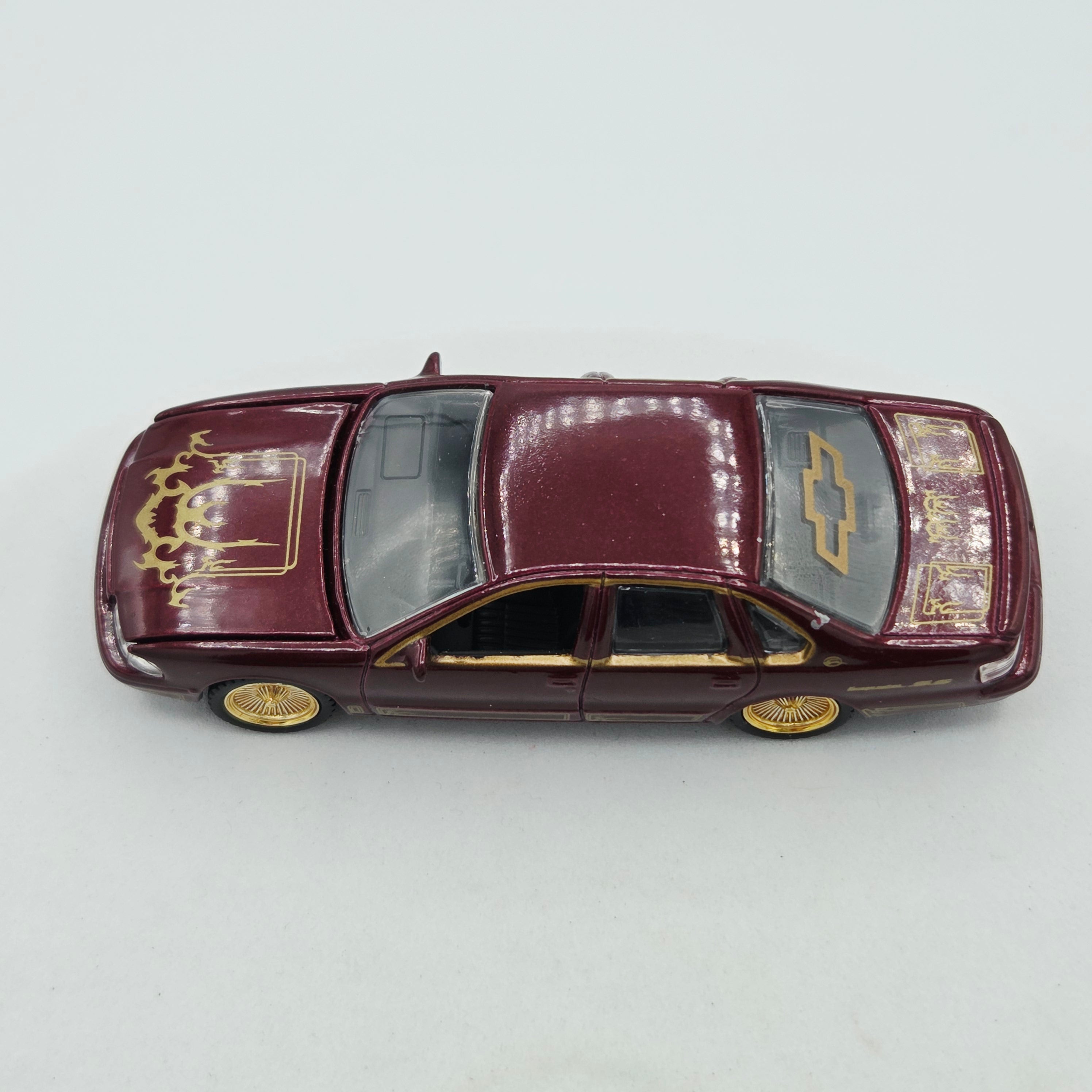 Revell '96 Chevy Impala SS - 1:64 (2004 Lowrider Magazine)