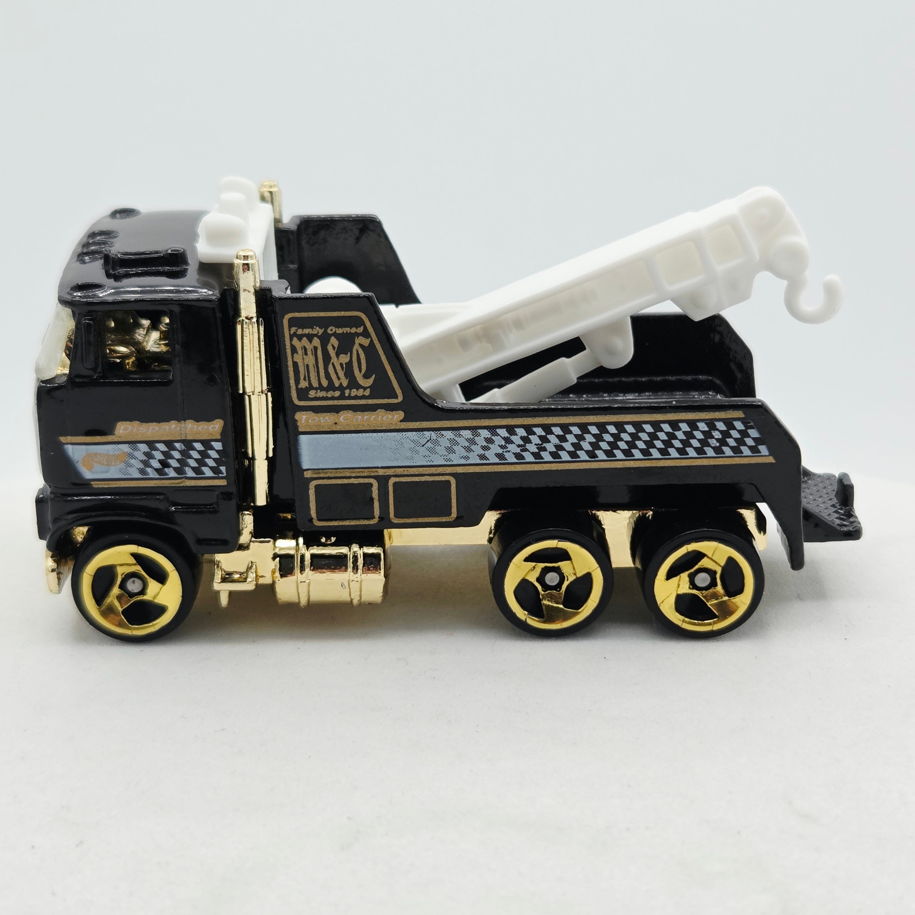 Hot Wheels Rig Wrecker Tow Truck "M&C" (2000 HW Basic)