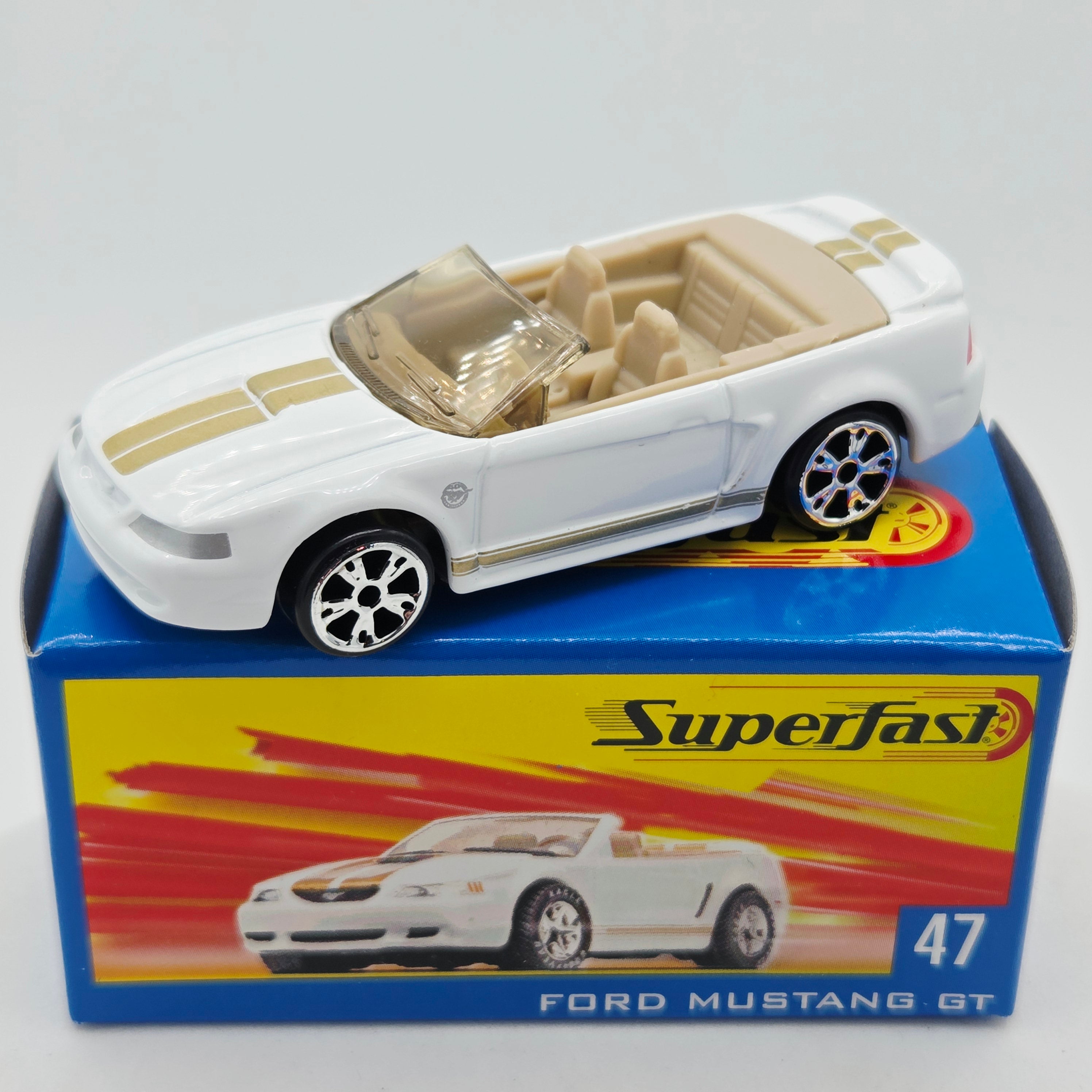 Matchbox Ford Mustang GT #47 (2004 MBX Superfast)