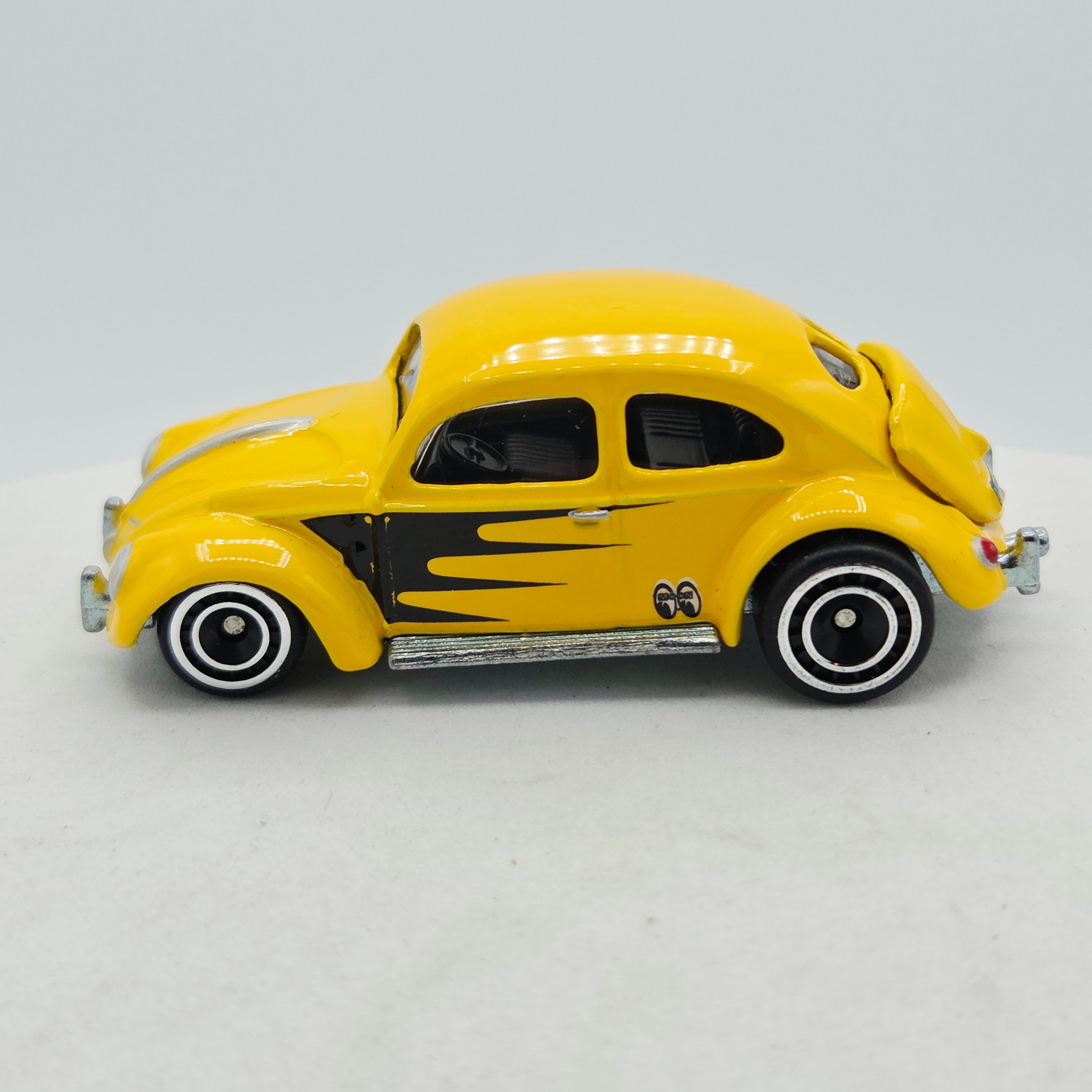 Hot Wheels Volkswagen Classic Bug "Moon Eyes" (2019 HW Car Culture - Team Transport)