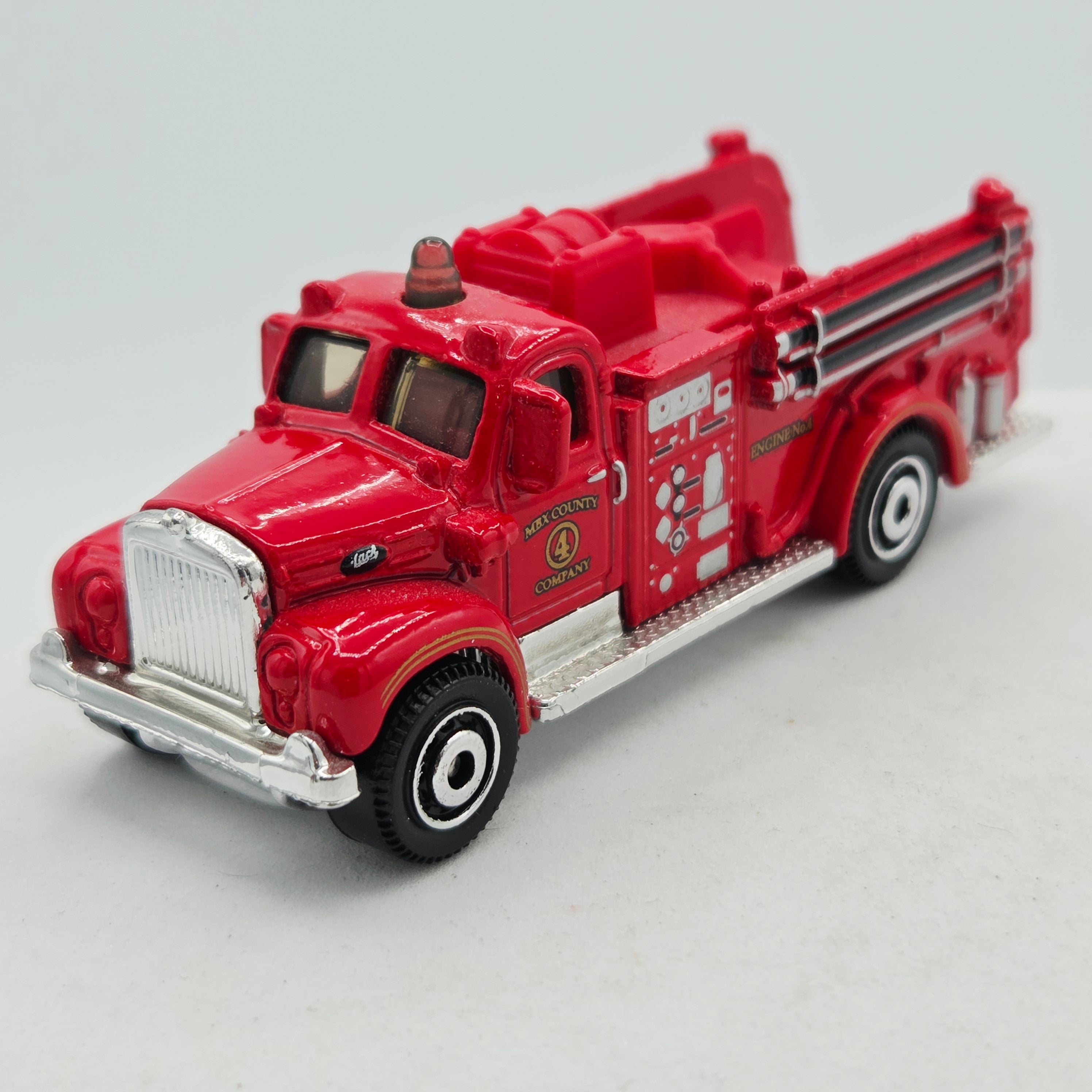 Matchbox '63 Mack B Model Fire Engine (2014 MBX Basic - Heroic Rescue)