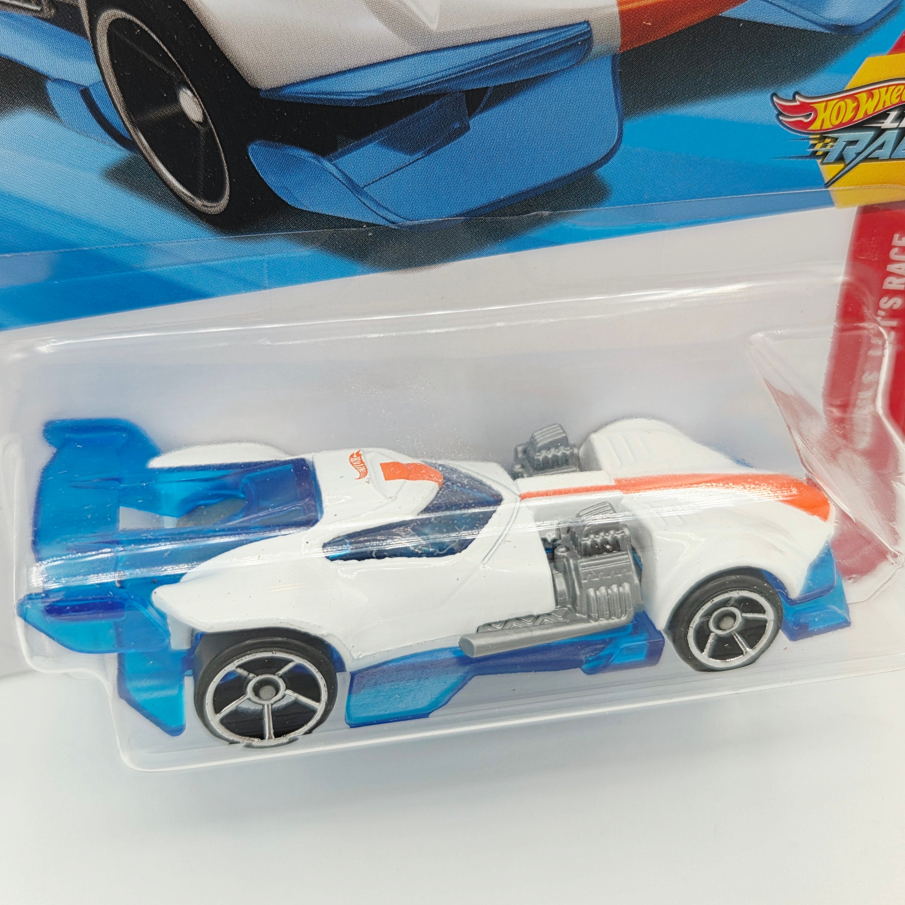Hot Wheels HW Super Twin Mill (2026 HW Basic Case H - Let's Race)
